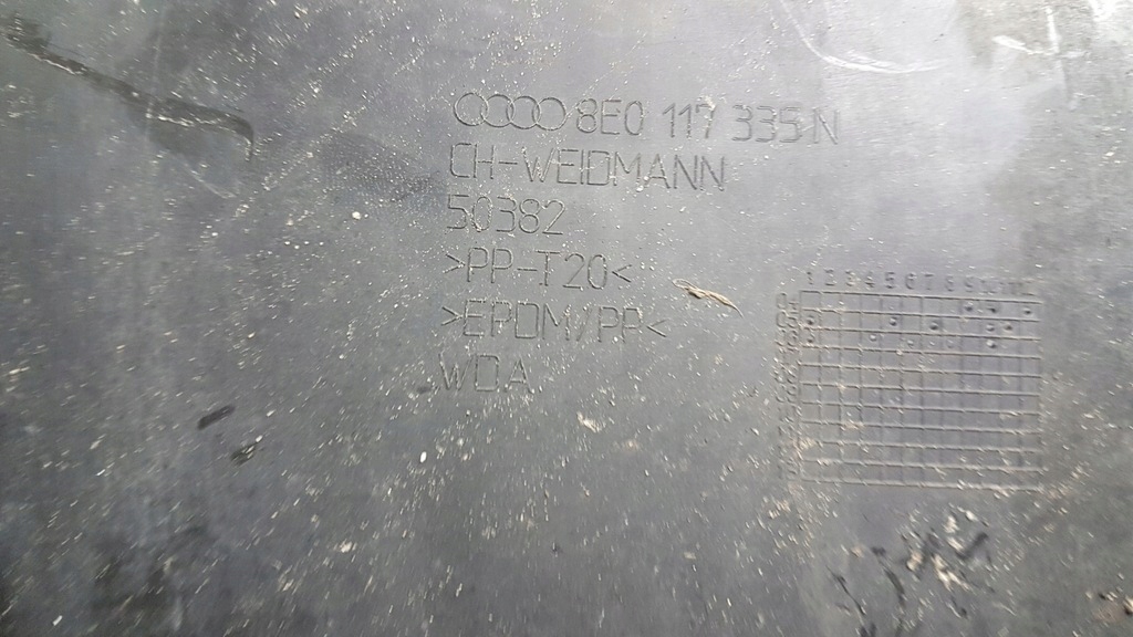 LUFTANSAUGKANAL LINKS AUDI A4 B7 8E0117335N