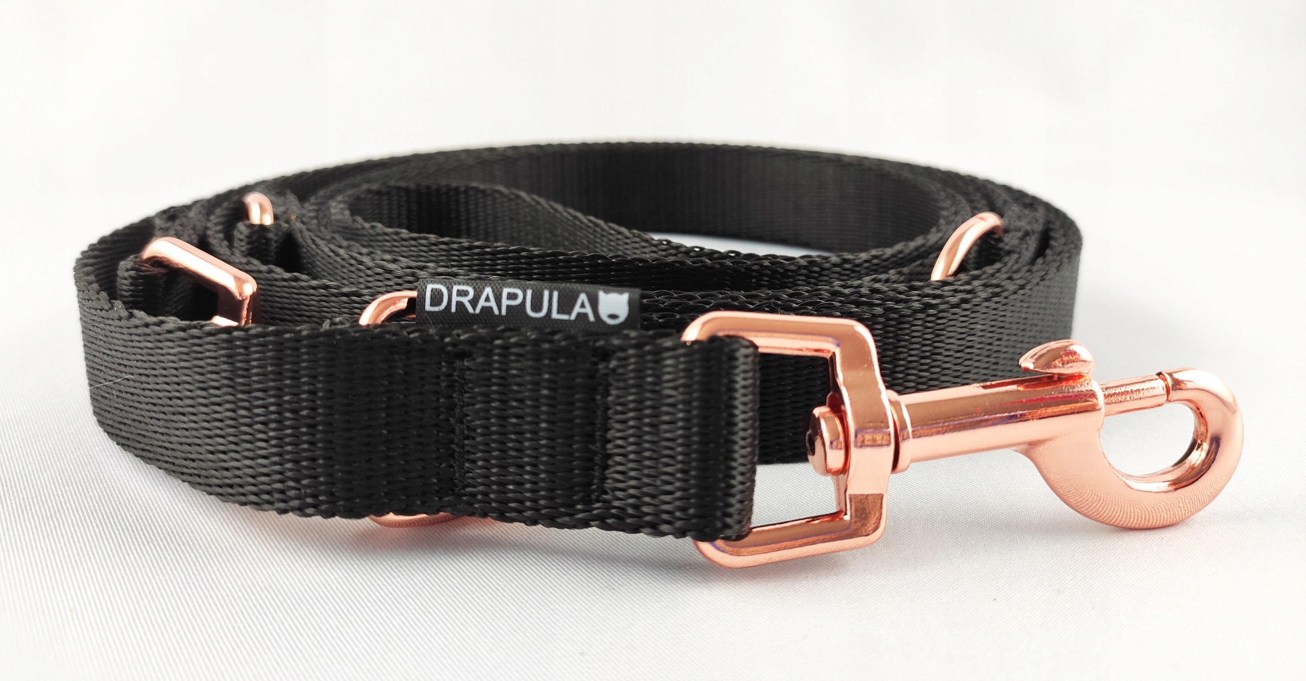 

Smycz S/m dla psa drapula przepinana reg.230cm 2cm