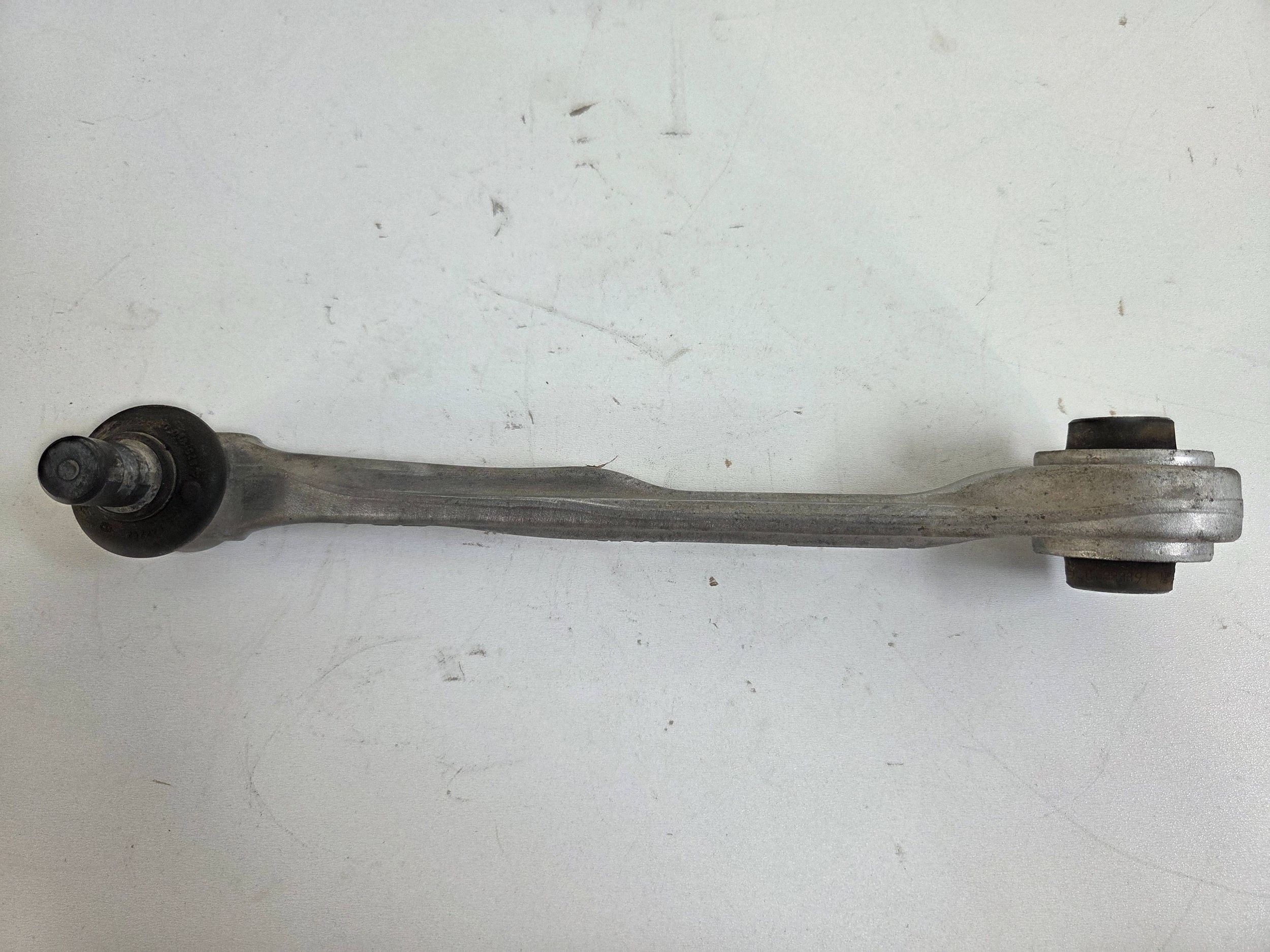 Audi A6 S6 C8 4K arm upper front left (Q897)