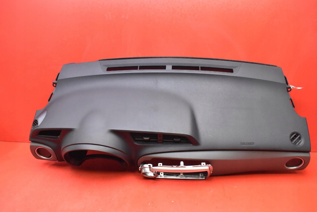 dashboard instrument panel console cockpit airbag EU TOYOTA YARIS 3 III 10-14