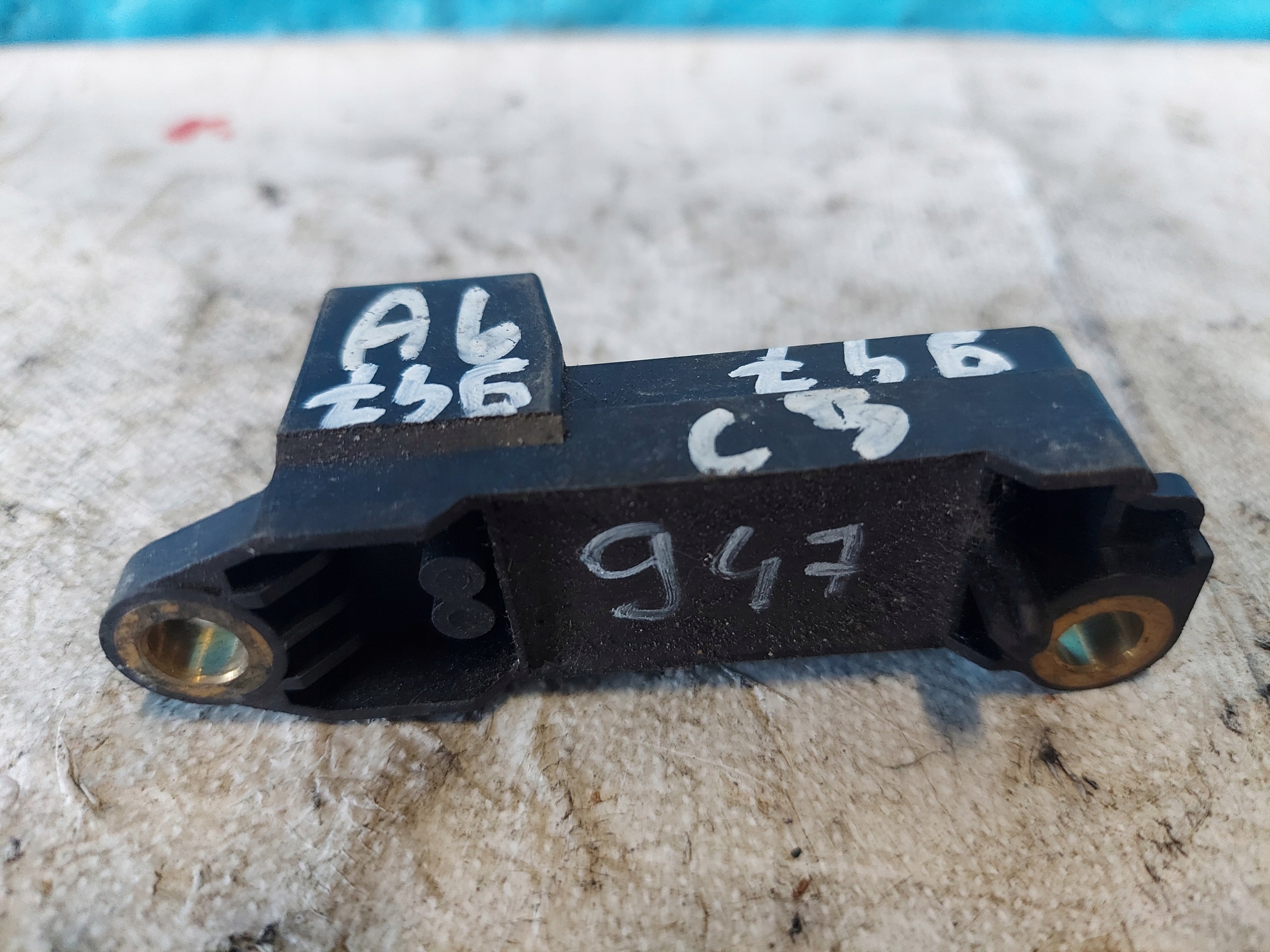 A6 C5 4B0959643B crashsensor drucksensor BOCZNEGO