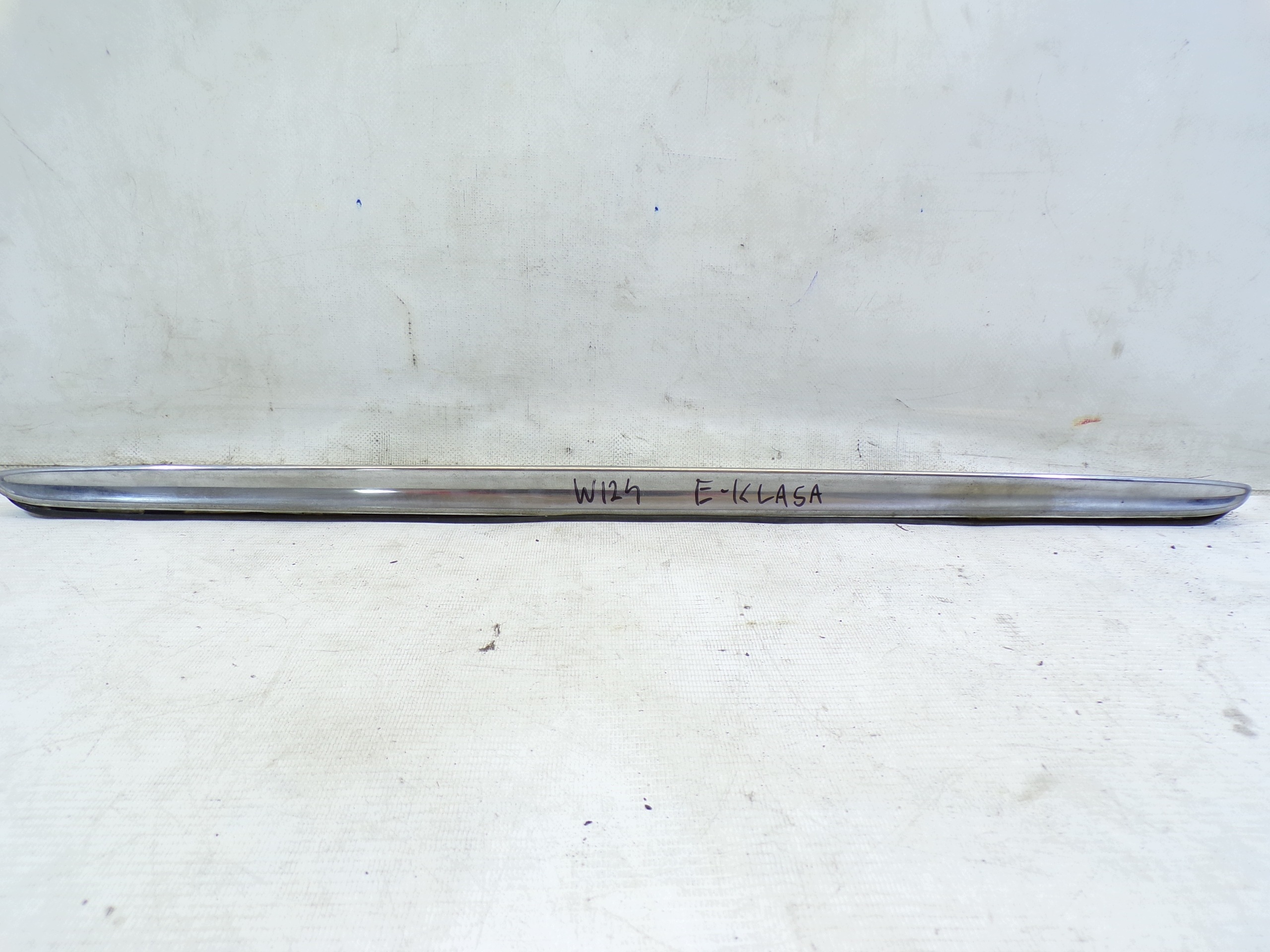 cap bonnet boot MERCEDES W124 E-KLASA sedan