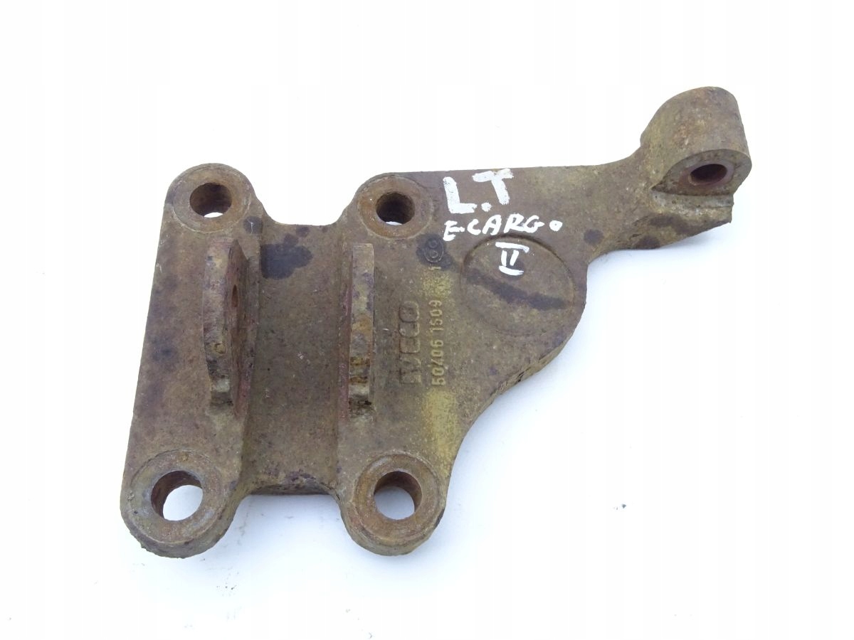 504061009 - EUROCARGO 02-КРЕПЛЕНИЕ АМОРТИЗАТОРА ЛЕВЫЙ ЗАДНИЙ 22,5