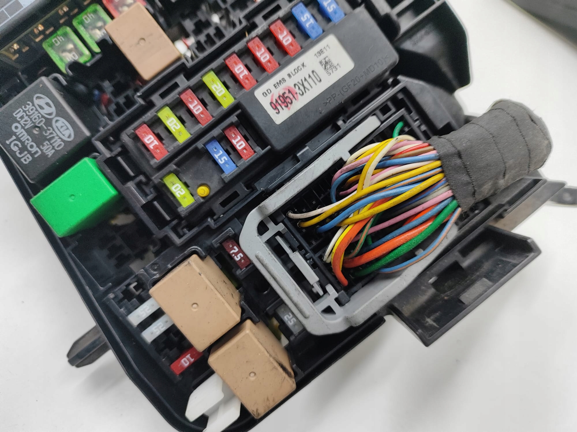 Module fusibles KIA CARENS IV 91281-A4330
