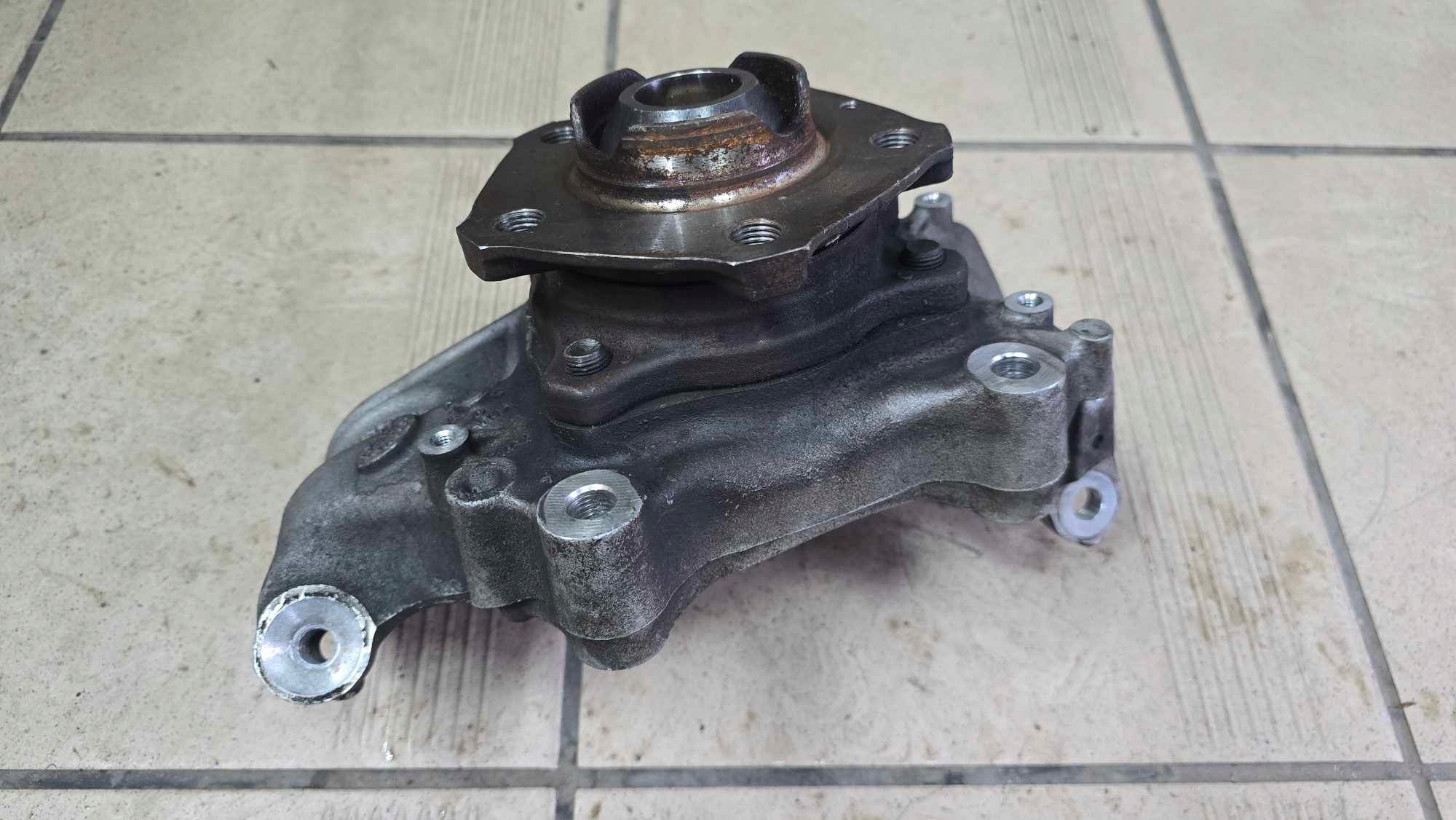 поворотный кулак зад Audi A6 C8 A7 Q5 4K0 432C