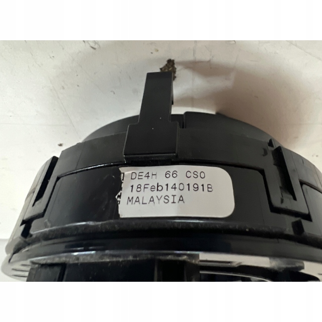 mazda под КОЛЬЦО подушки безопасности /