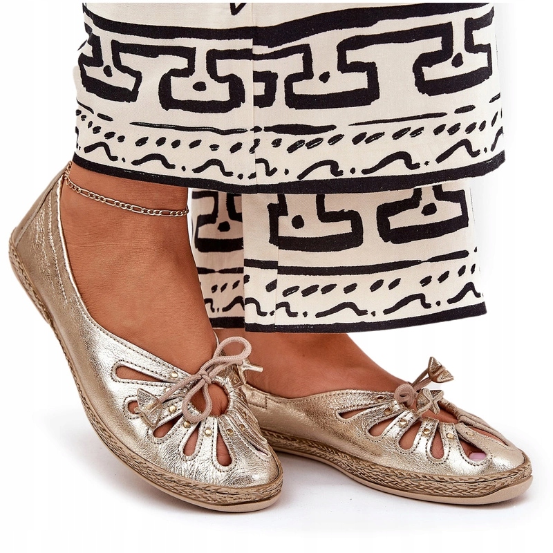 Dámské Ploché Baleríny Z Přírodní Kůže, Výřezy Zazoo 10179, Zlaté, Velikost 36
