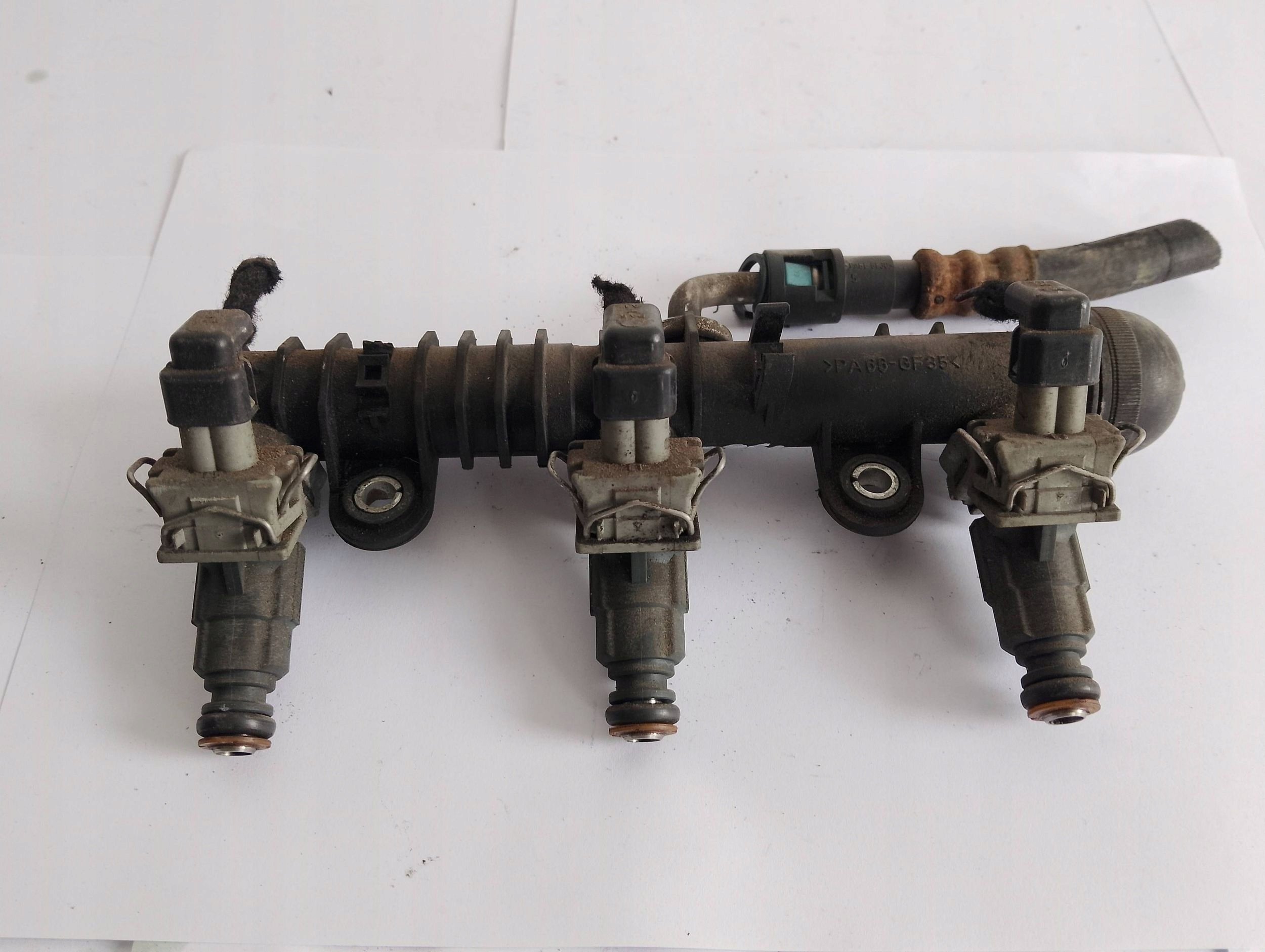 Rampe injection Opel Corsa C 0280151075