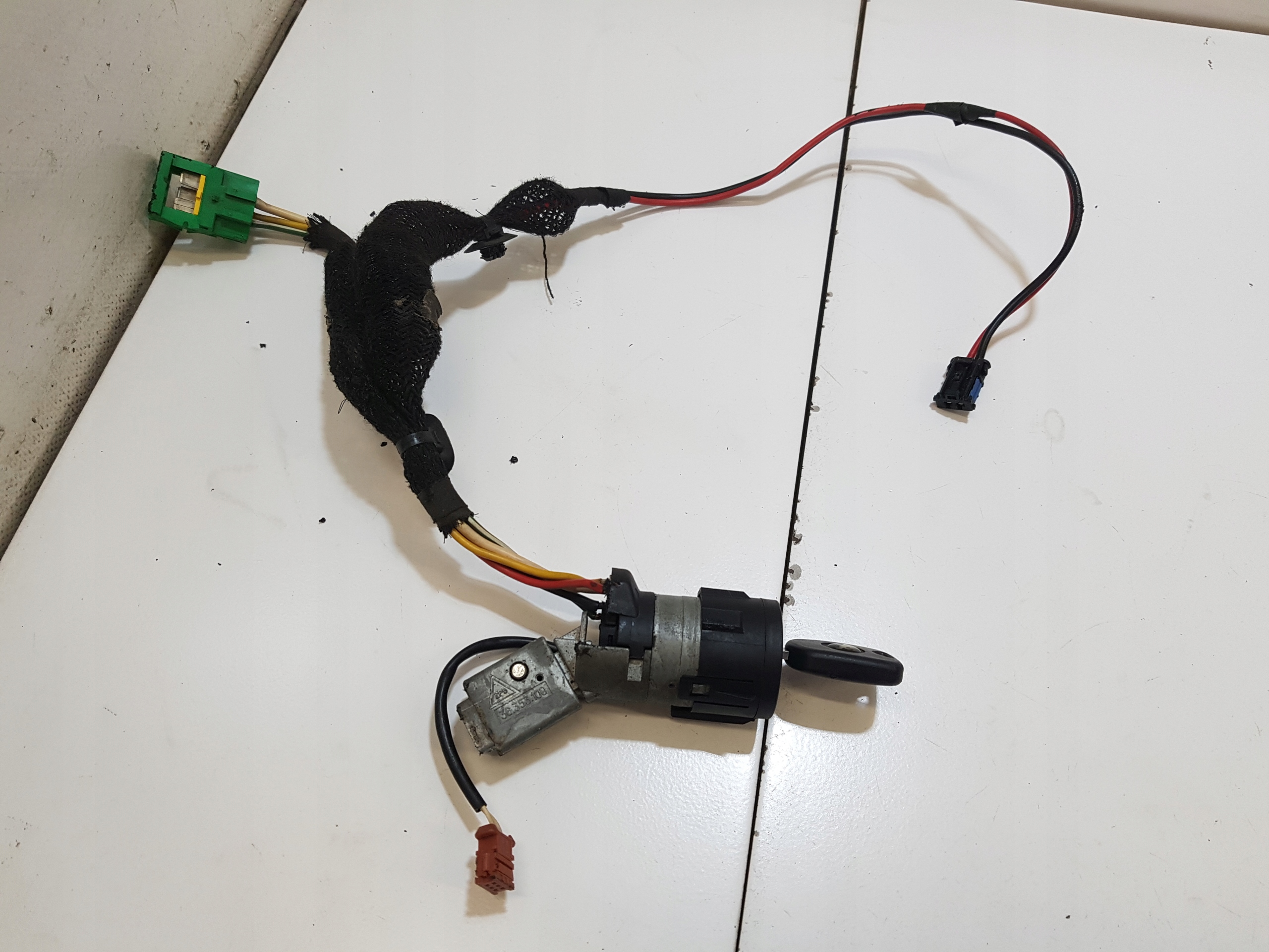 ignition Z KLUCZYKIEM PEUGEOT 307 36353100