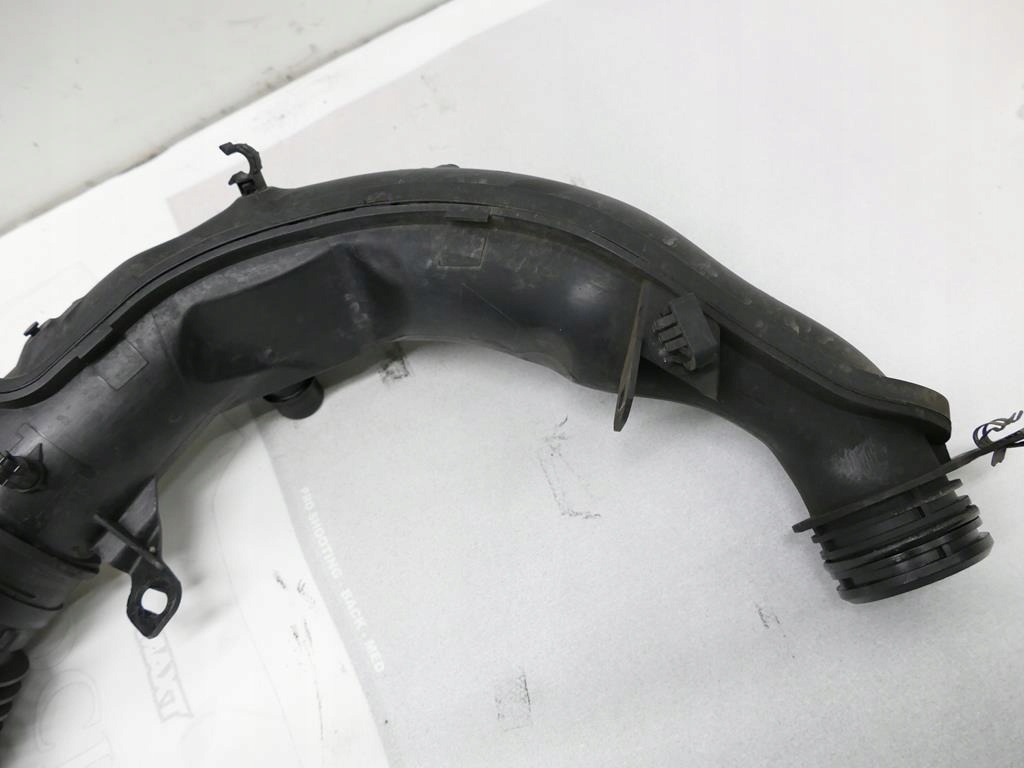 PEUGEOT 5008 2.0 HDI RURA PRZEWÓD POWIETRZA 11r Producent części Peugeot OE