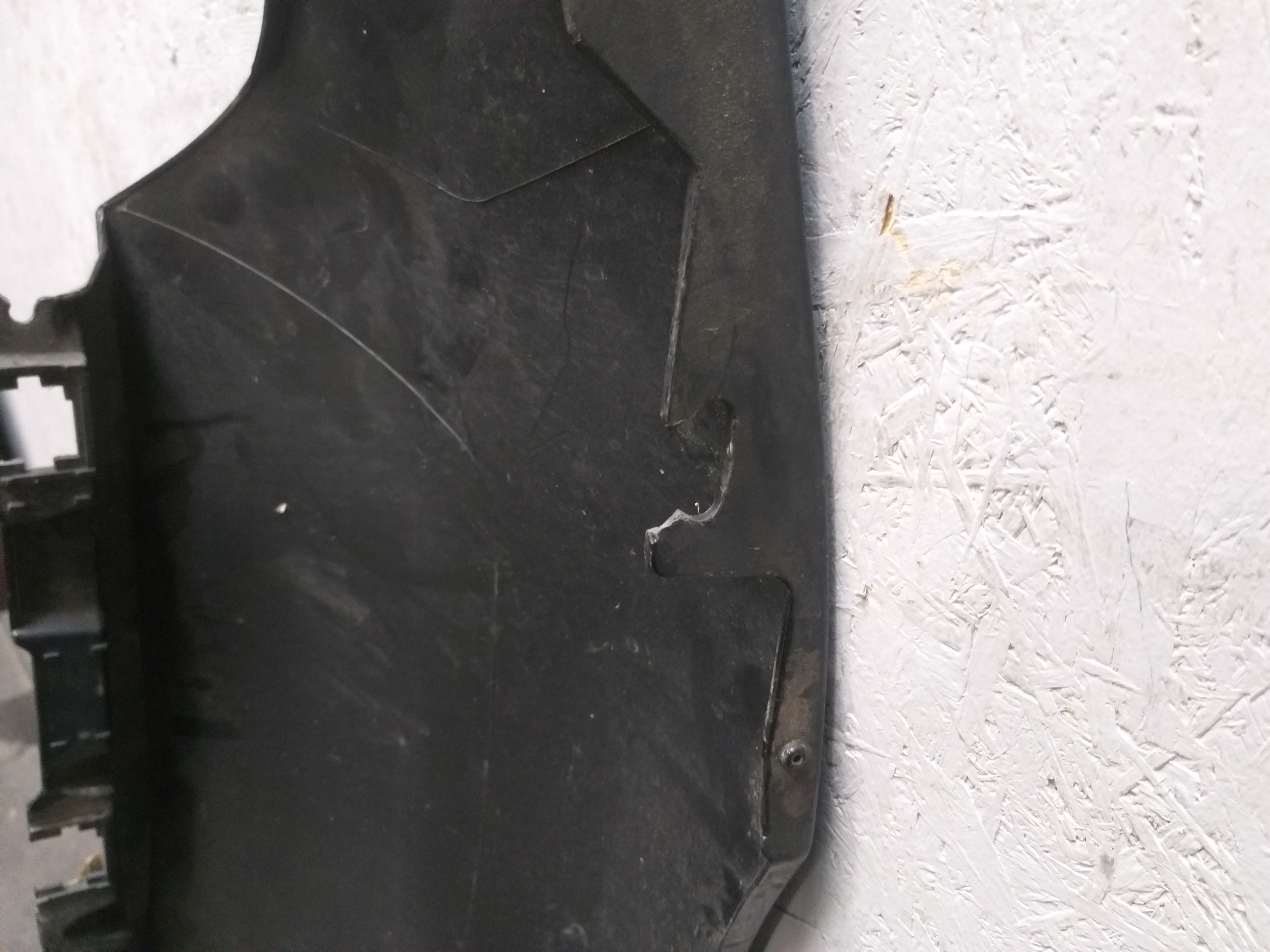 FENDER FRONT LEFT CITROEN C4 04-08