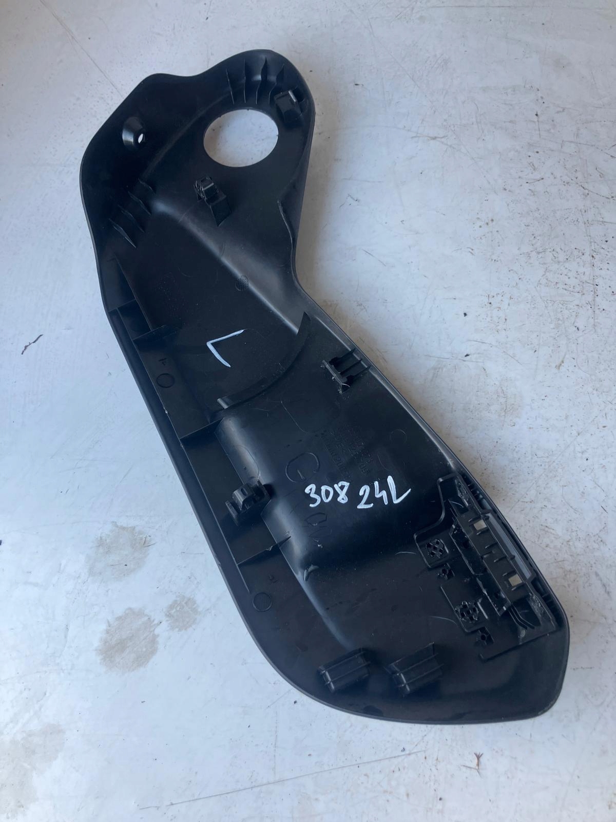 cover side seat left front PEUGEOT 308 T9 GRZANE MASAZ