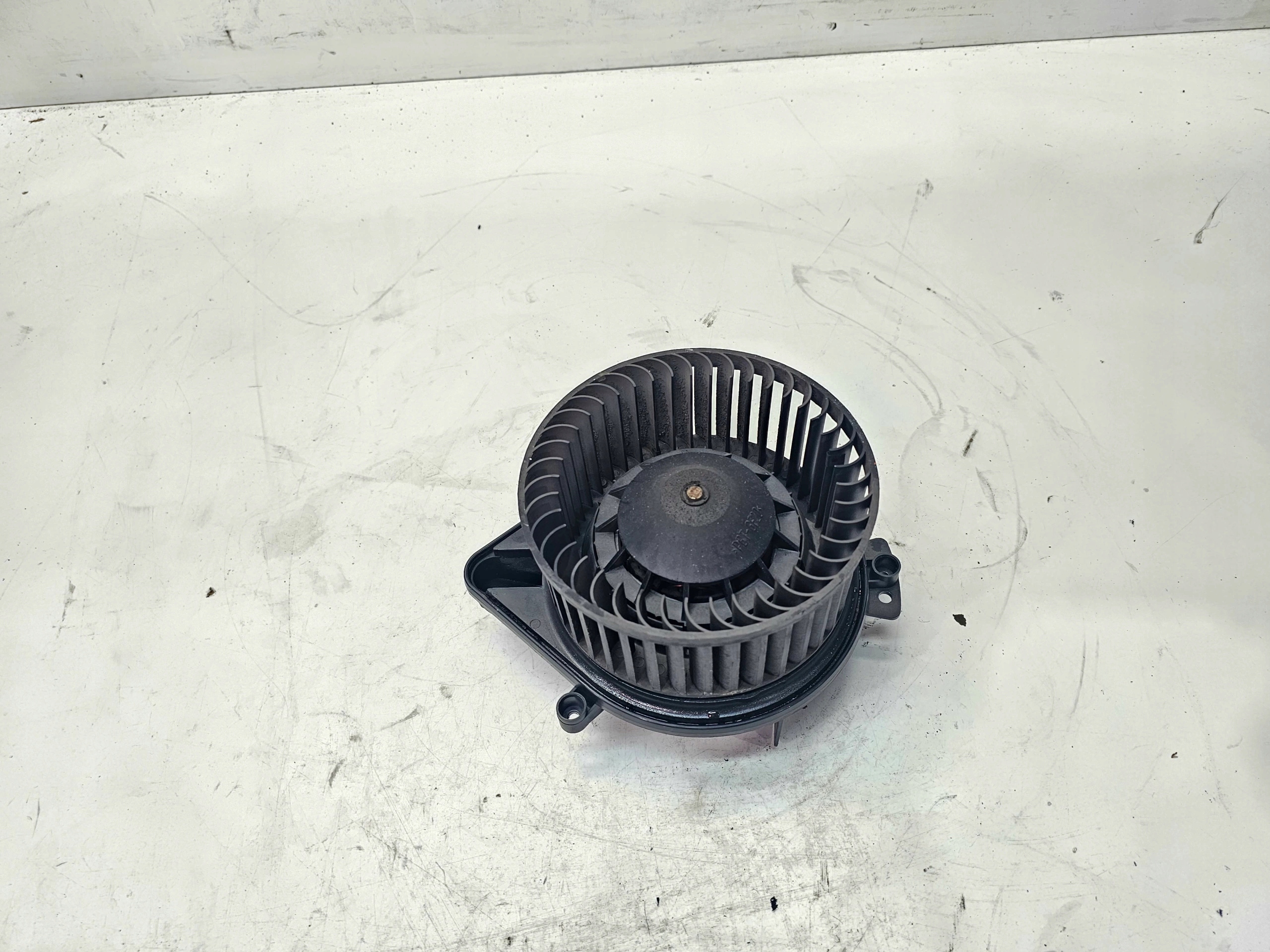 Lüfter heizung AUDI A4 B6 B7 8E1820021E EUROPA