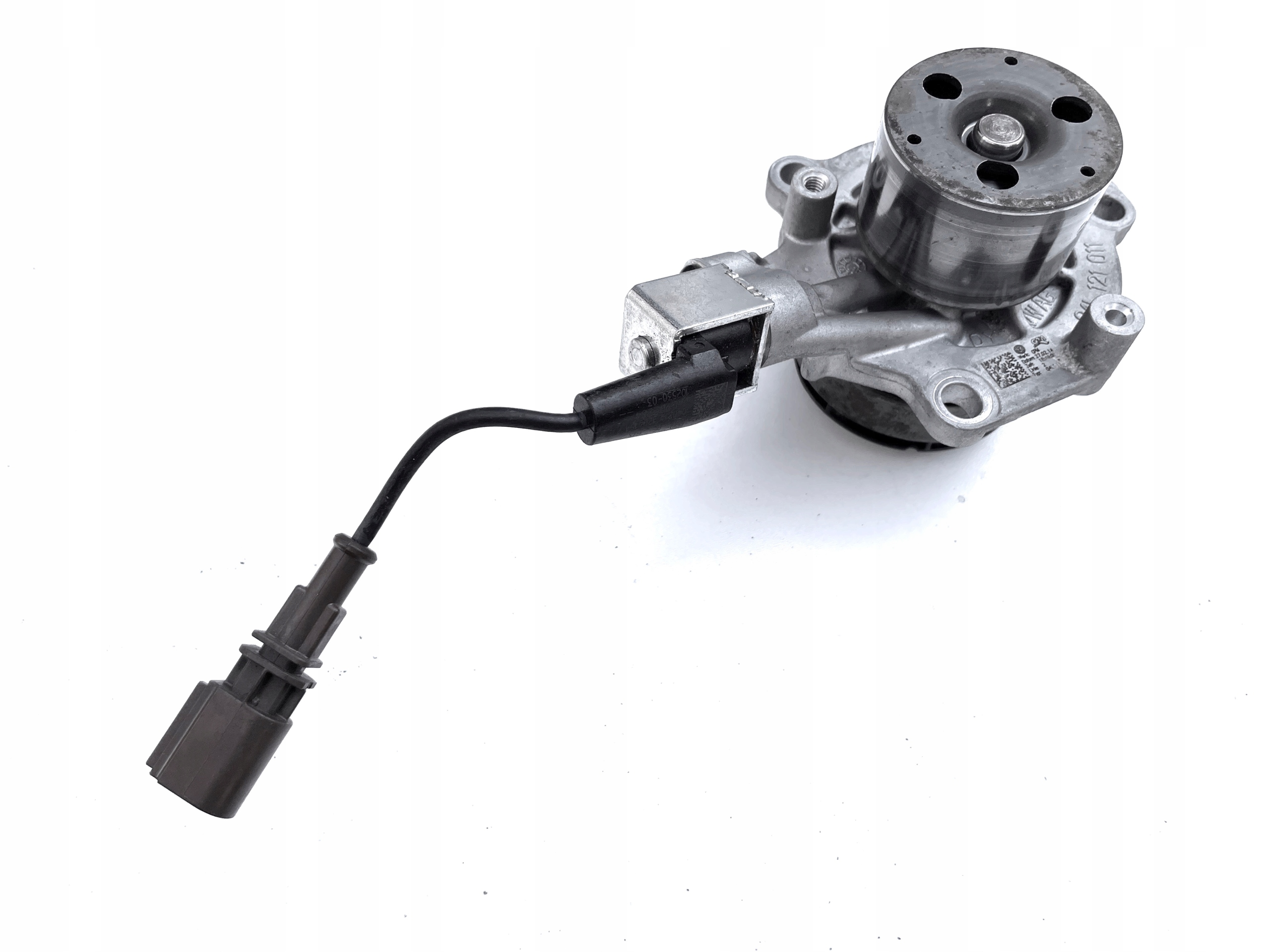 Водяний насос 04L121011 AUDI 1.6 2.0 TDI