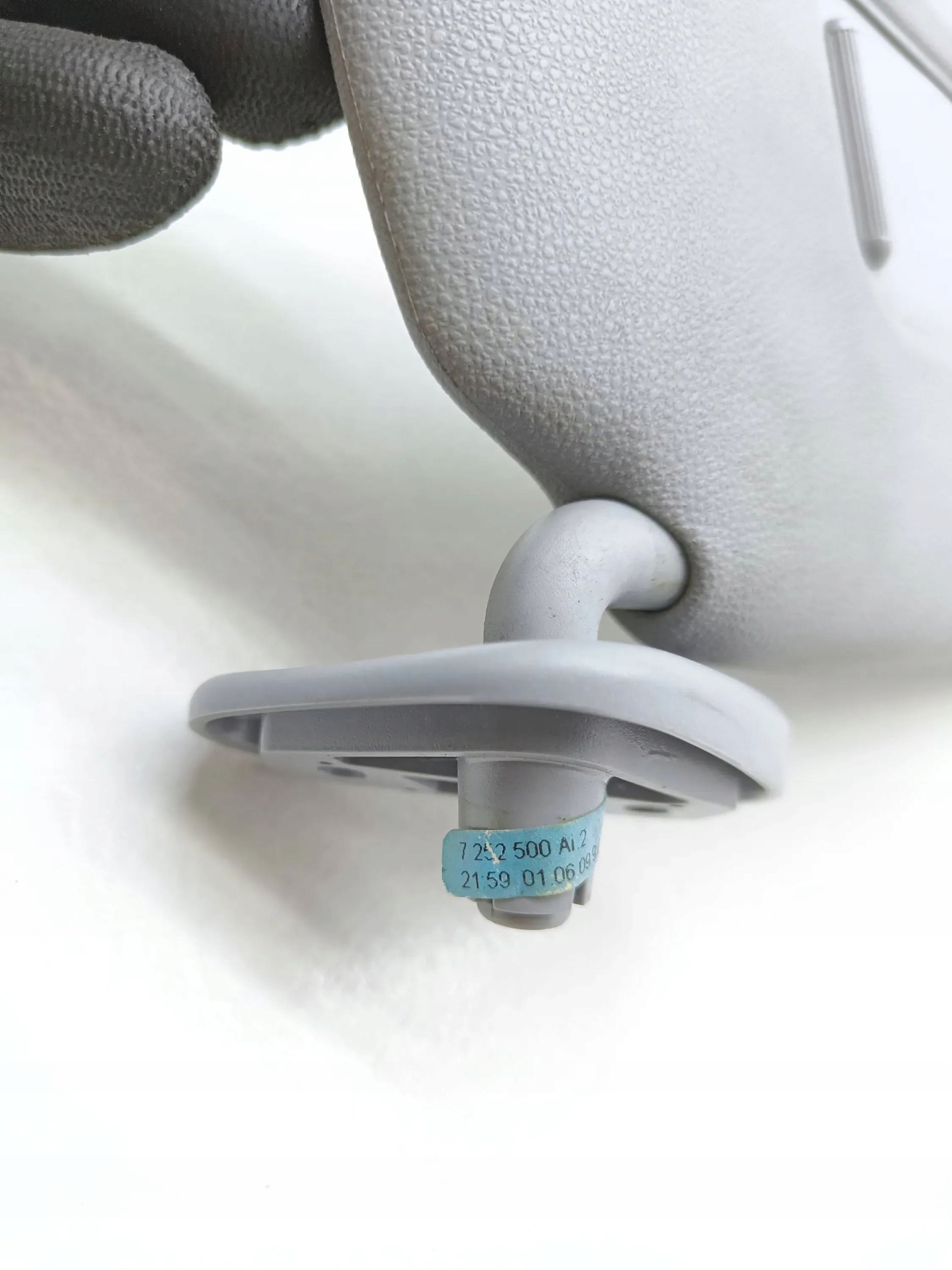 BMW 1 E81 E87 2009 козырек солнцезащитный