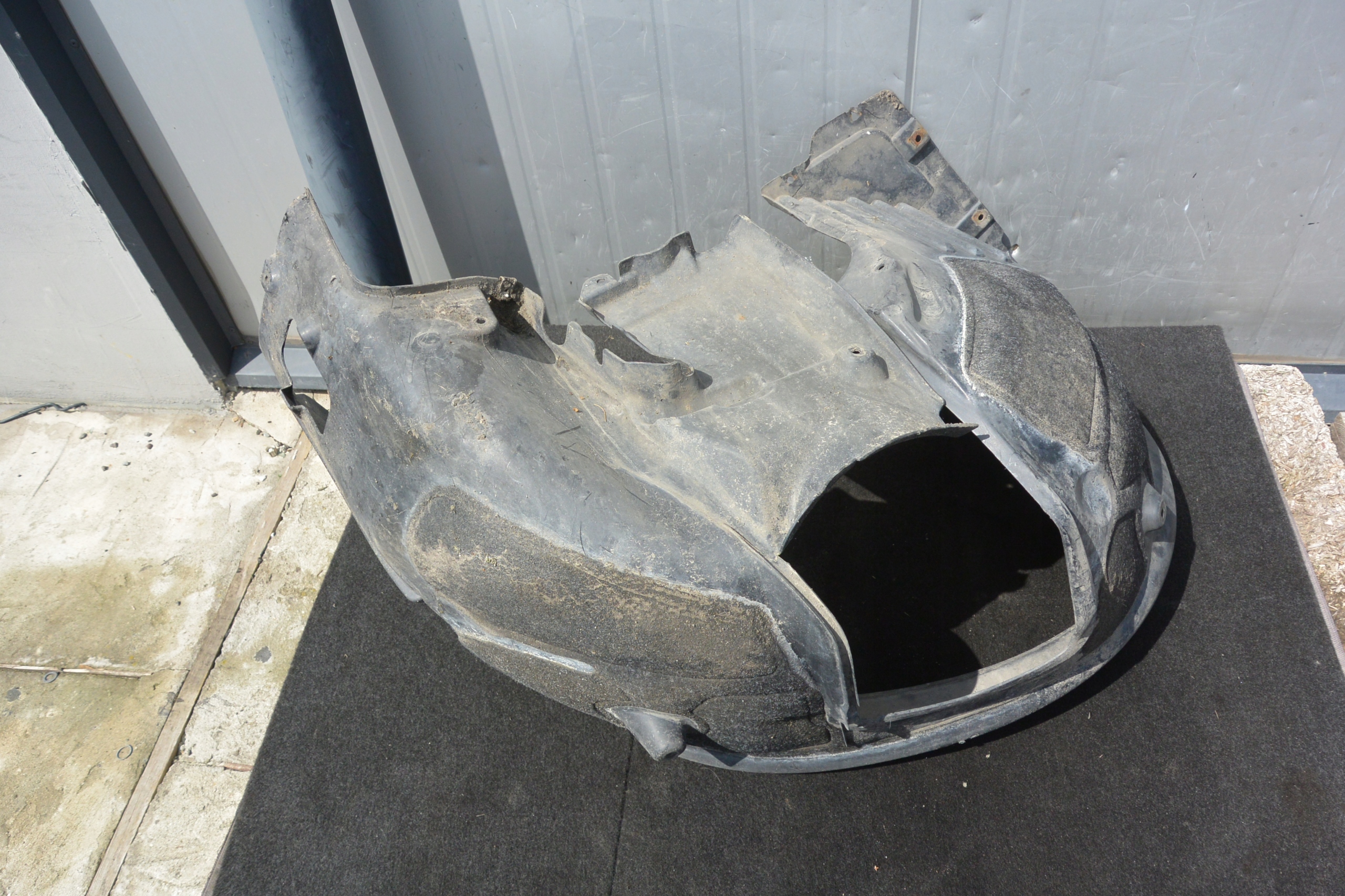 mudguard right left rear part BMW 5-SERII E60 E61 KOMPLET