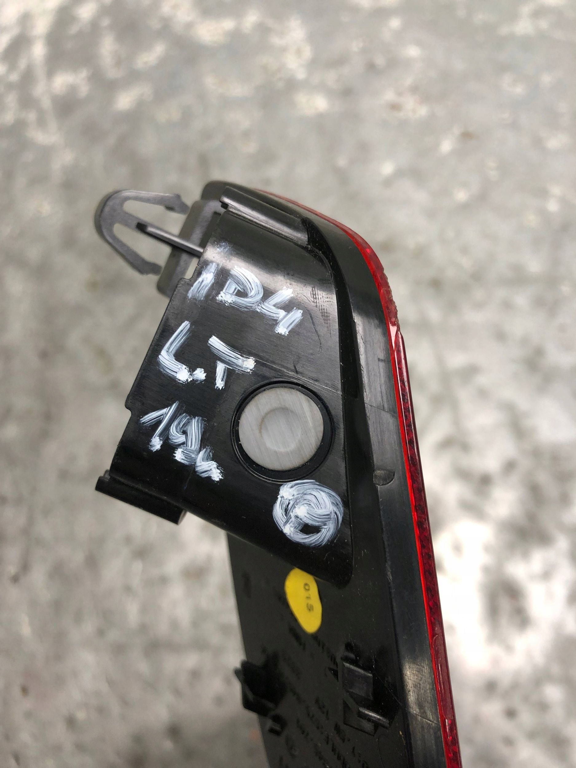 ODBLASK Licht Nebelscheinwerfer links heck VW ID4 ID.4 11B945701