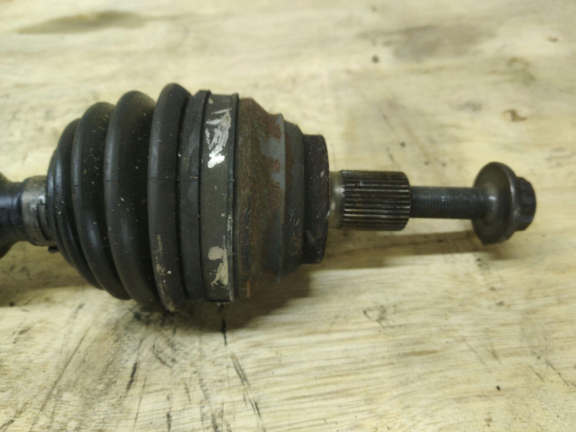 semi-axis front right side Volkswagen Beetle A5 2016