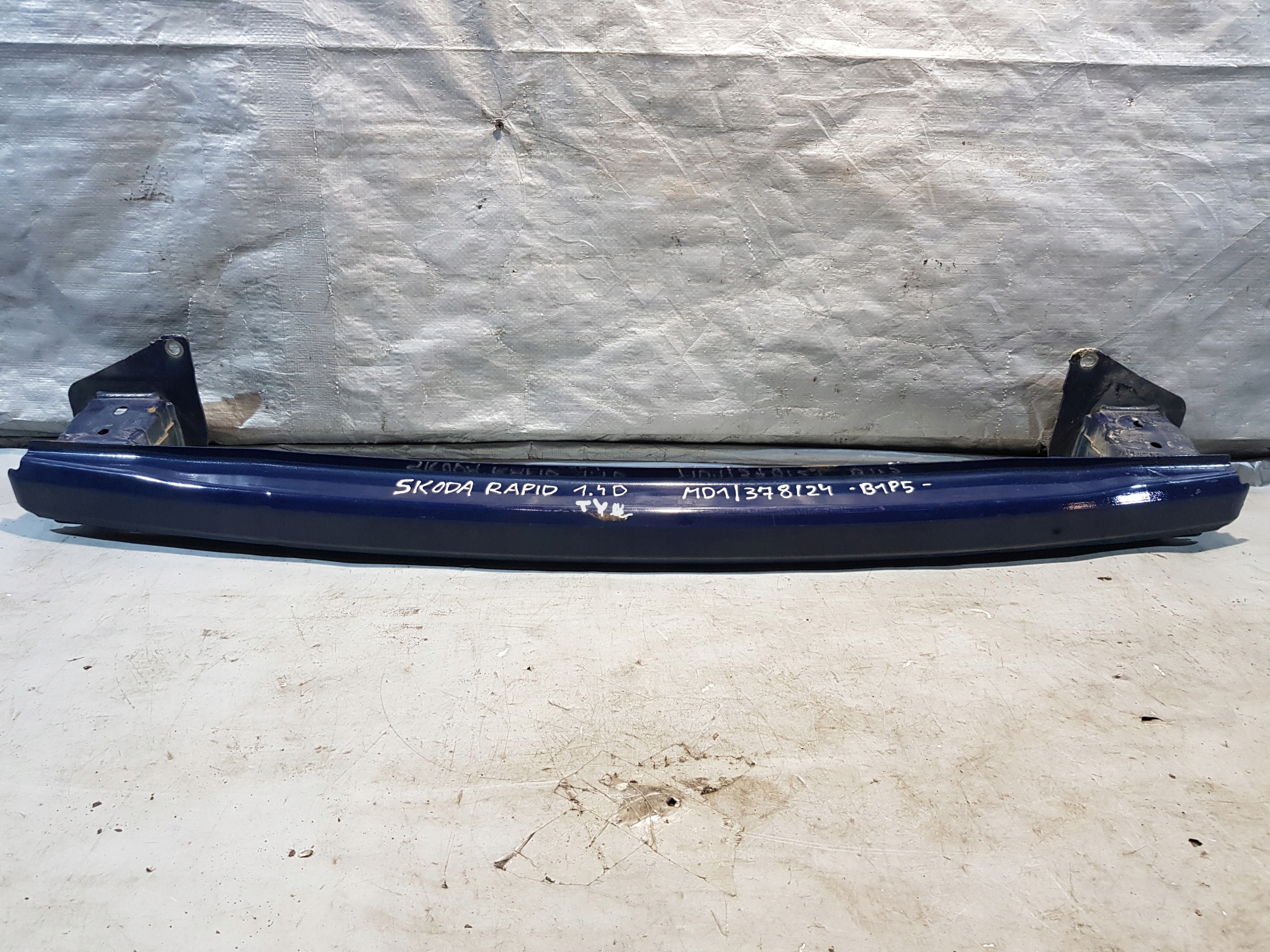 SKODA RAPID II sider below bumper rear
