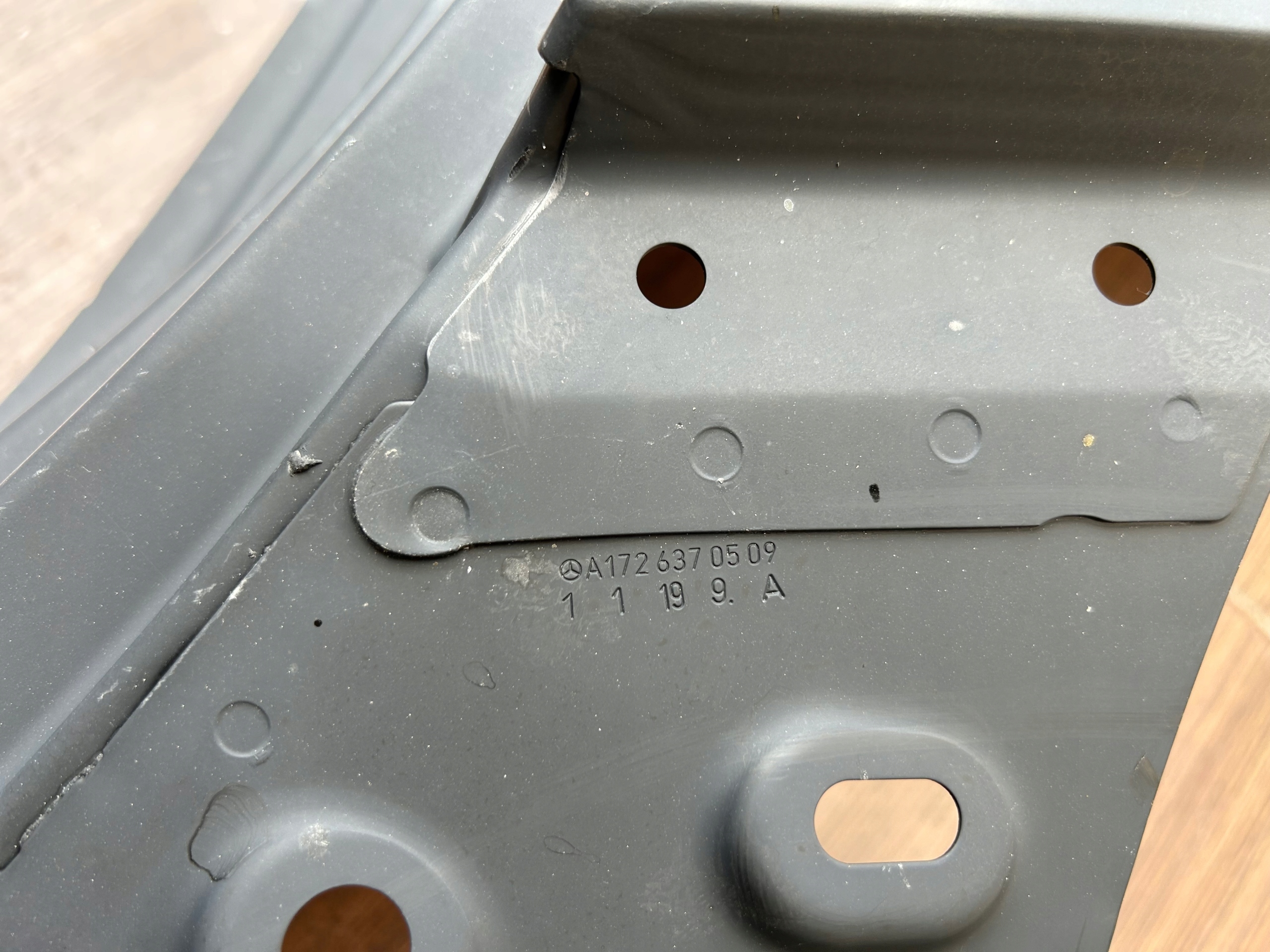 fender rear left, side left Mercedes SLK 172