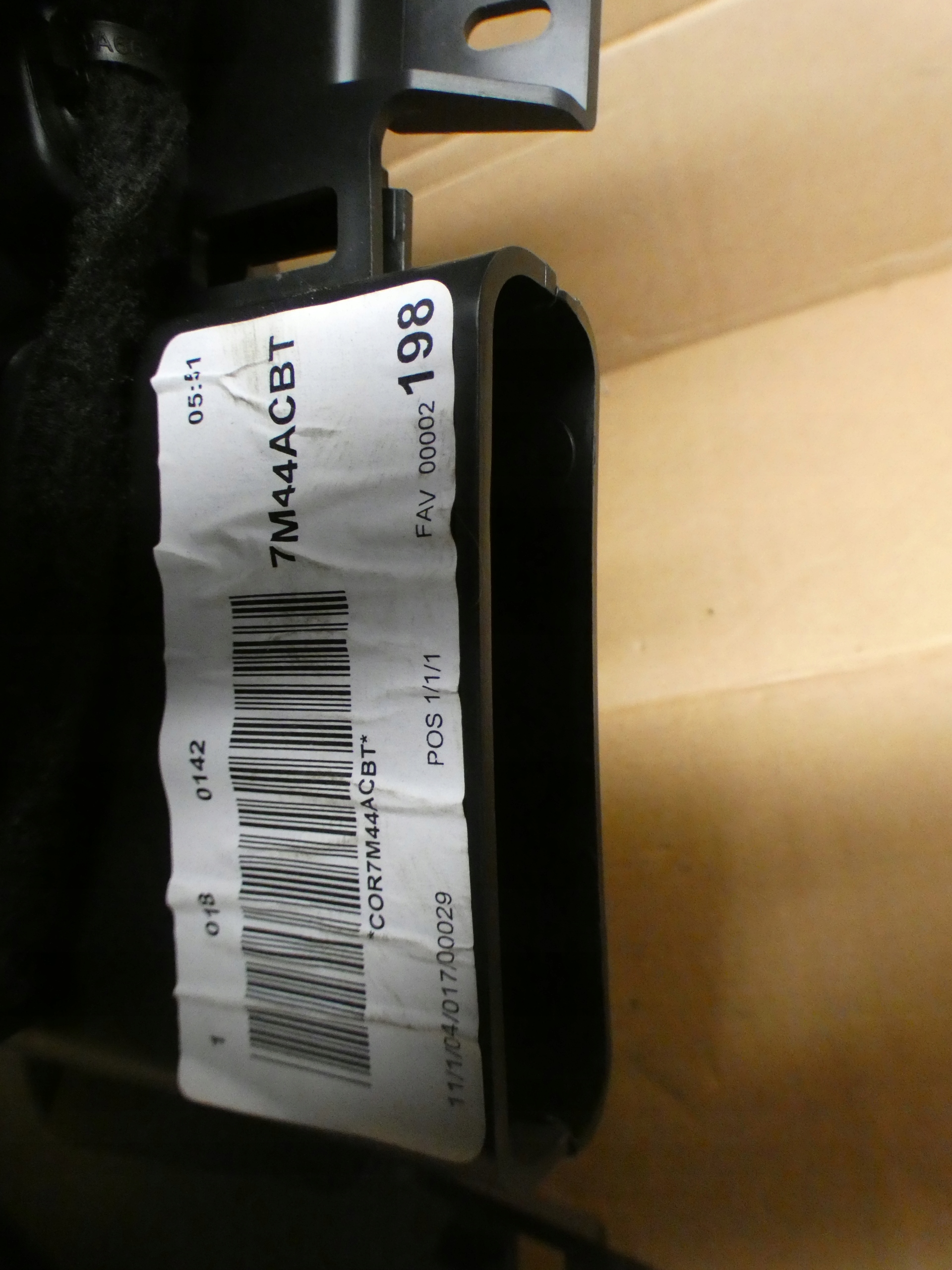DS DS7 CROSSBACK CITROEN 2020 armrest passenger compartment TUNEL central
