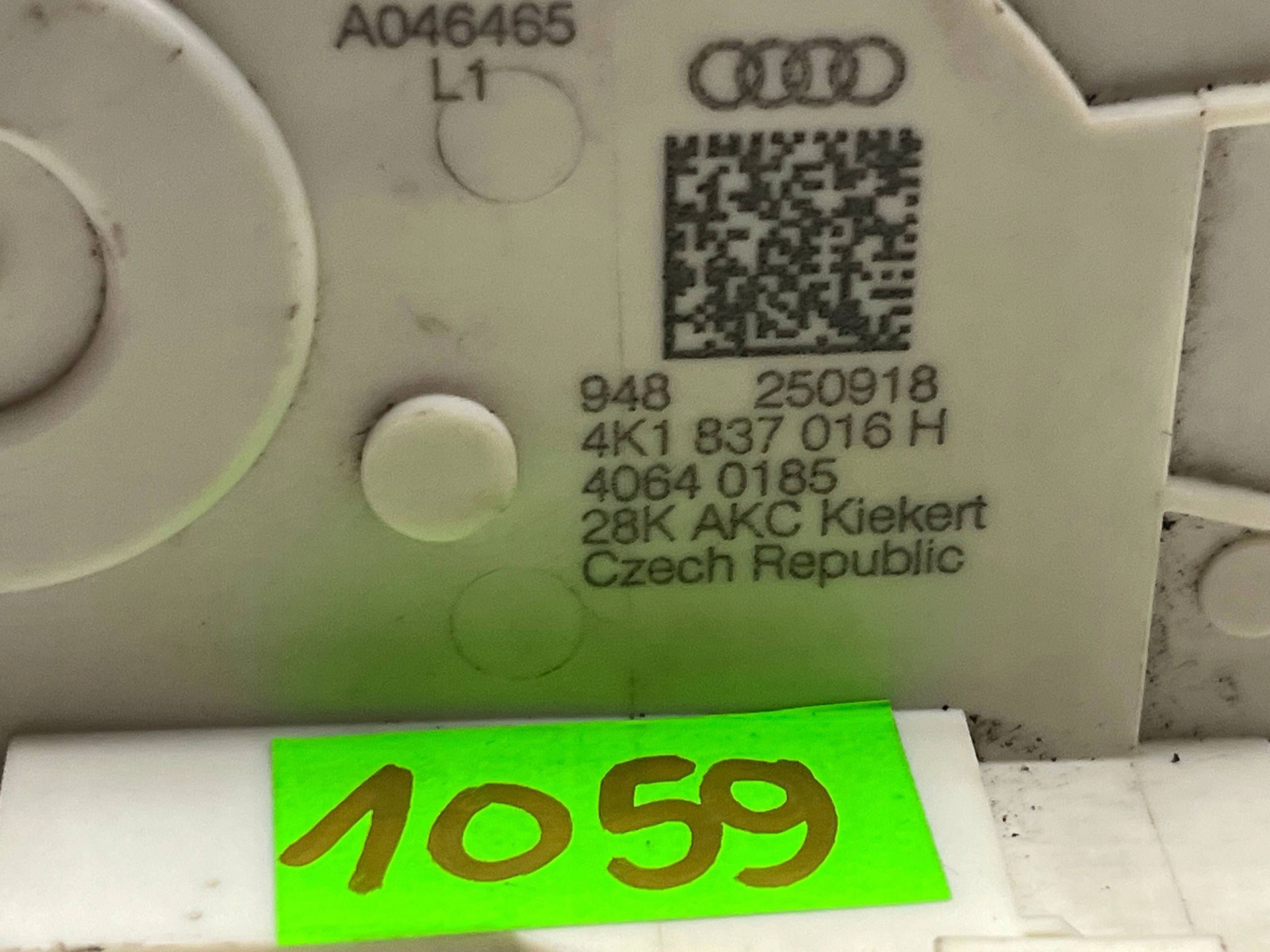 AUDI A6 A7 C8 lock door right front 4K1837016H @M