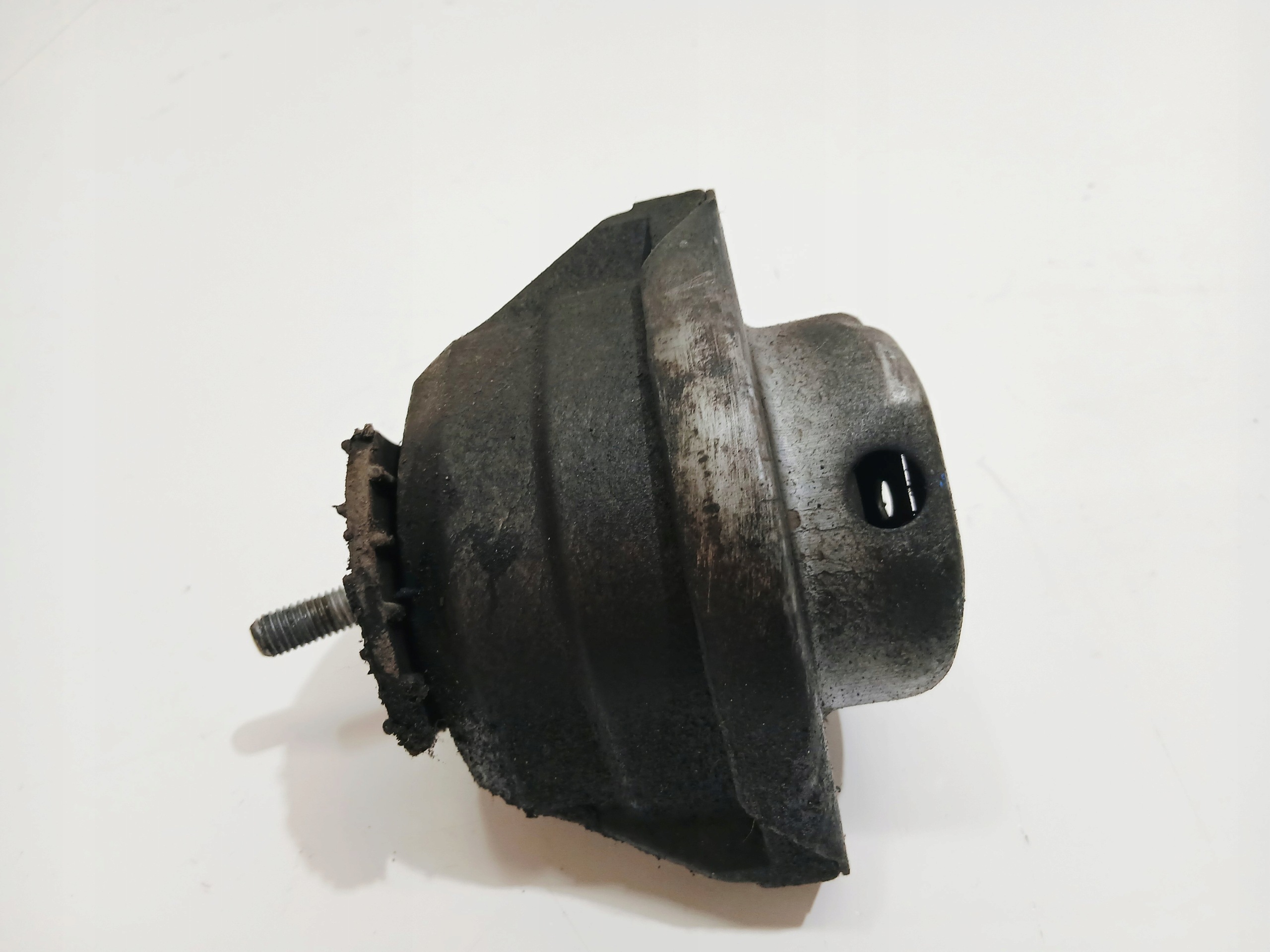 engine mount left BMW E60 E61 N52 6761089 (0000473)