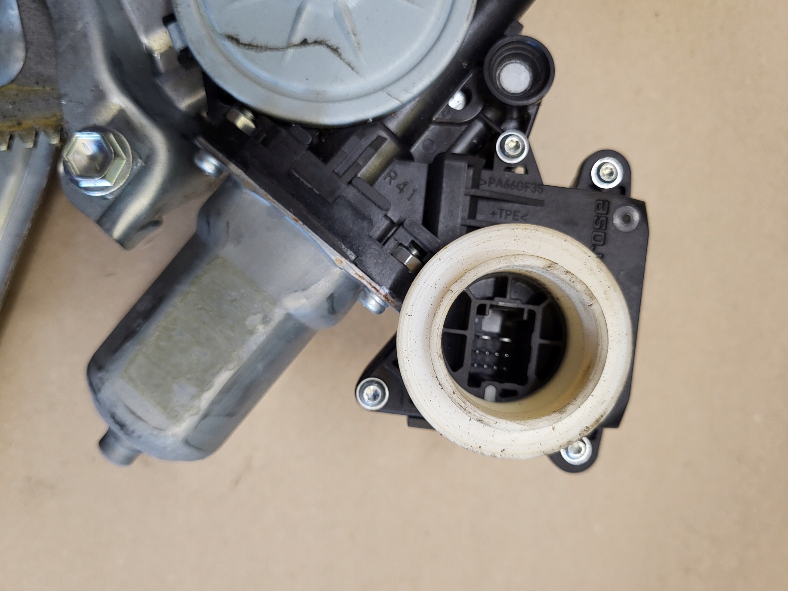mechanism window regulator mini motor left rear part TOYOTA VERSO OE