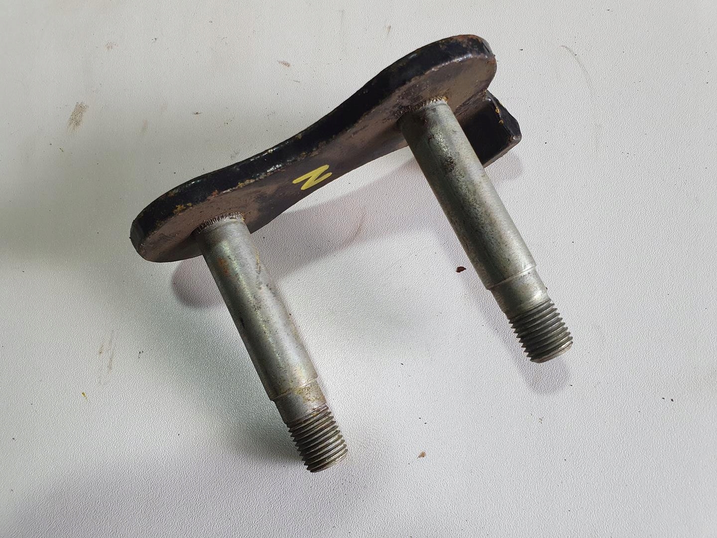 ŻUK NYSA WARSZAWA UCHWYT WIESZAK RESORA SOLIDNY ORYGINAŁ PRL OKAZJA