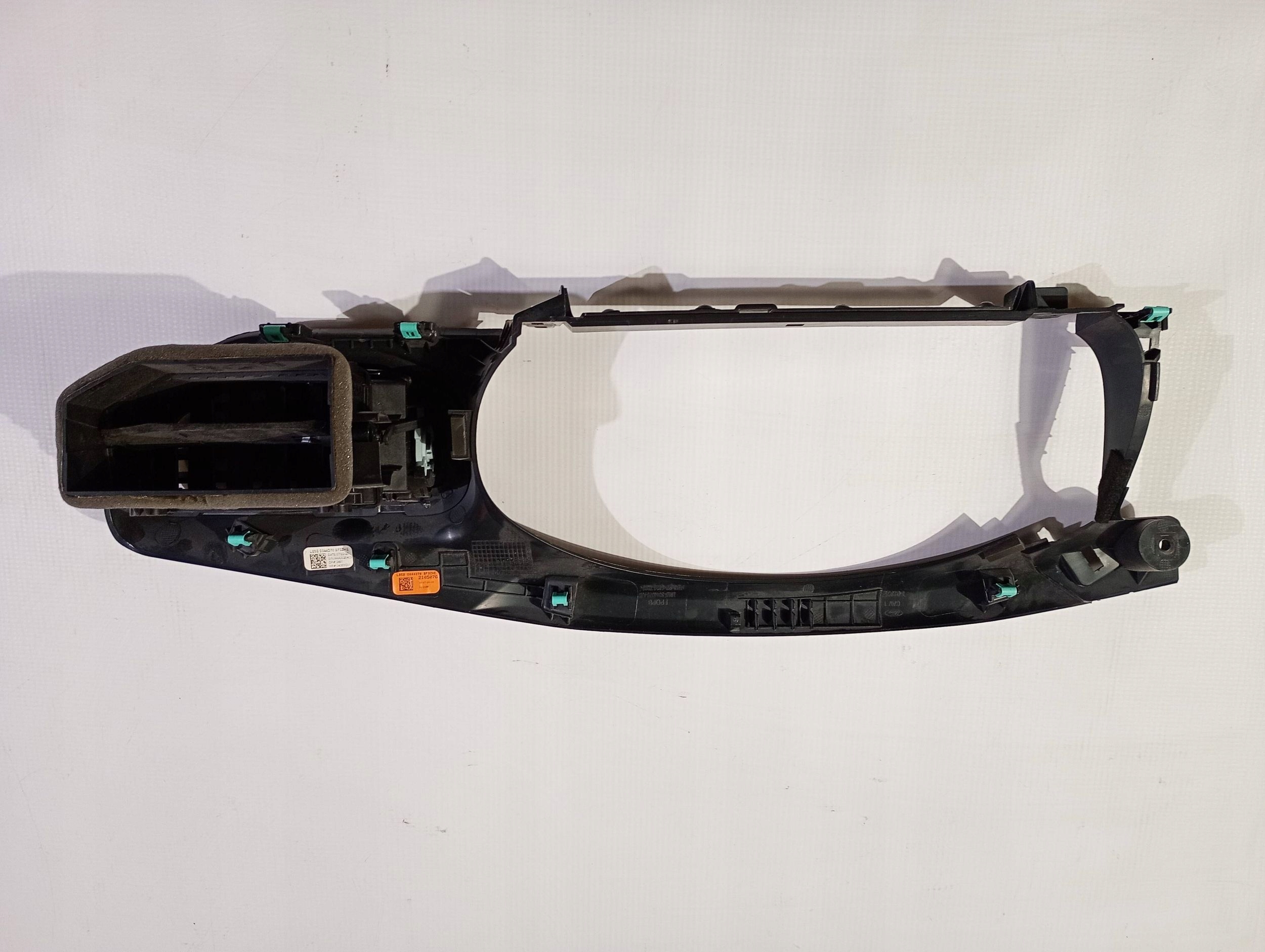 grid air conditioning devices instrument panel frame of dials dekor Ford Explorer VI 3.0 ST 2020