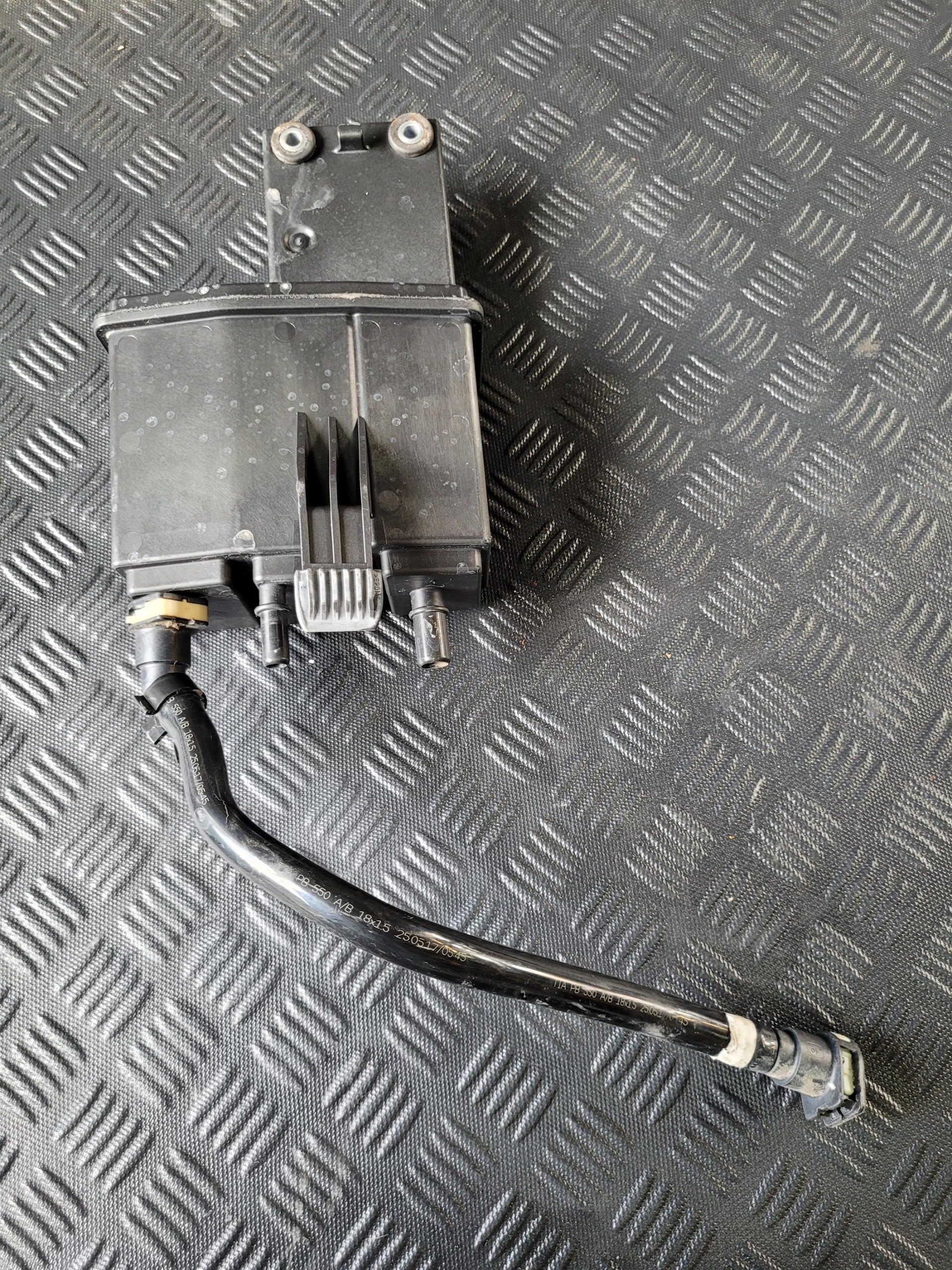 karbonski filter 31372291 VOLVO XC60 II 2.0 T8 PHEV HYBRID