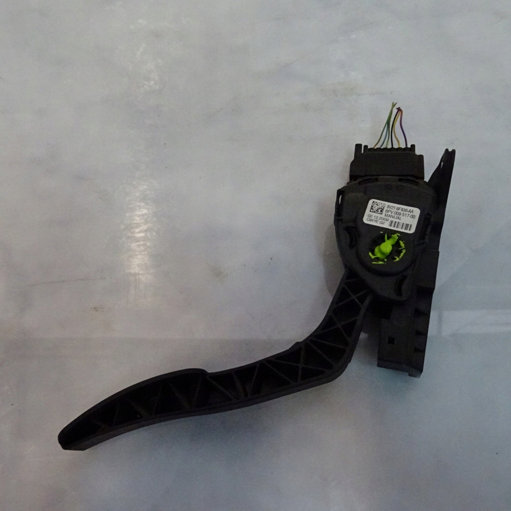 FORD FIESTA MK7 1.6TDCI accelerator pedal 8V21-9F836-AA