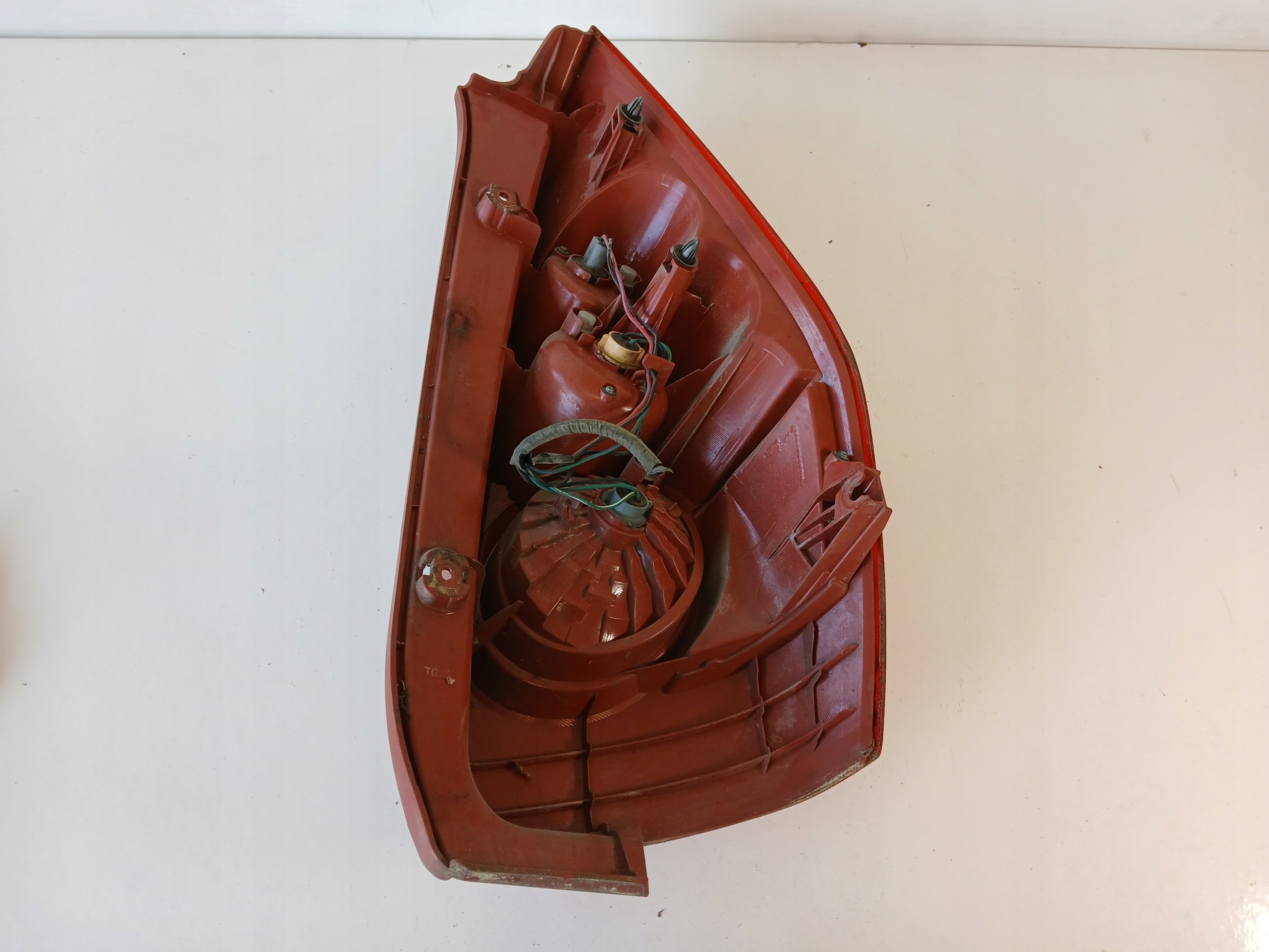 MAZDA 5 and CR light left rear part
