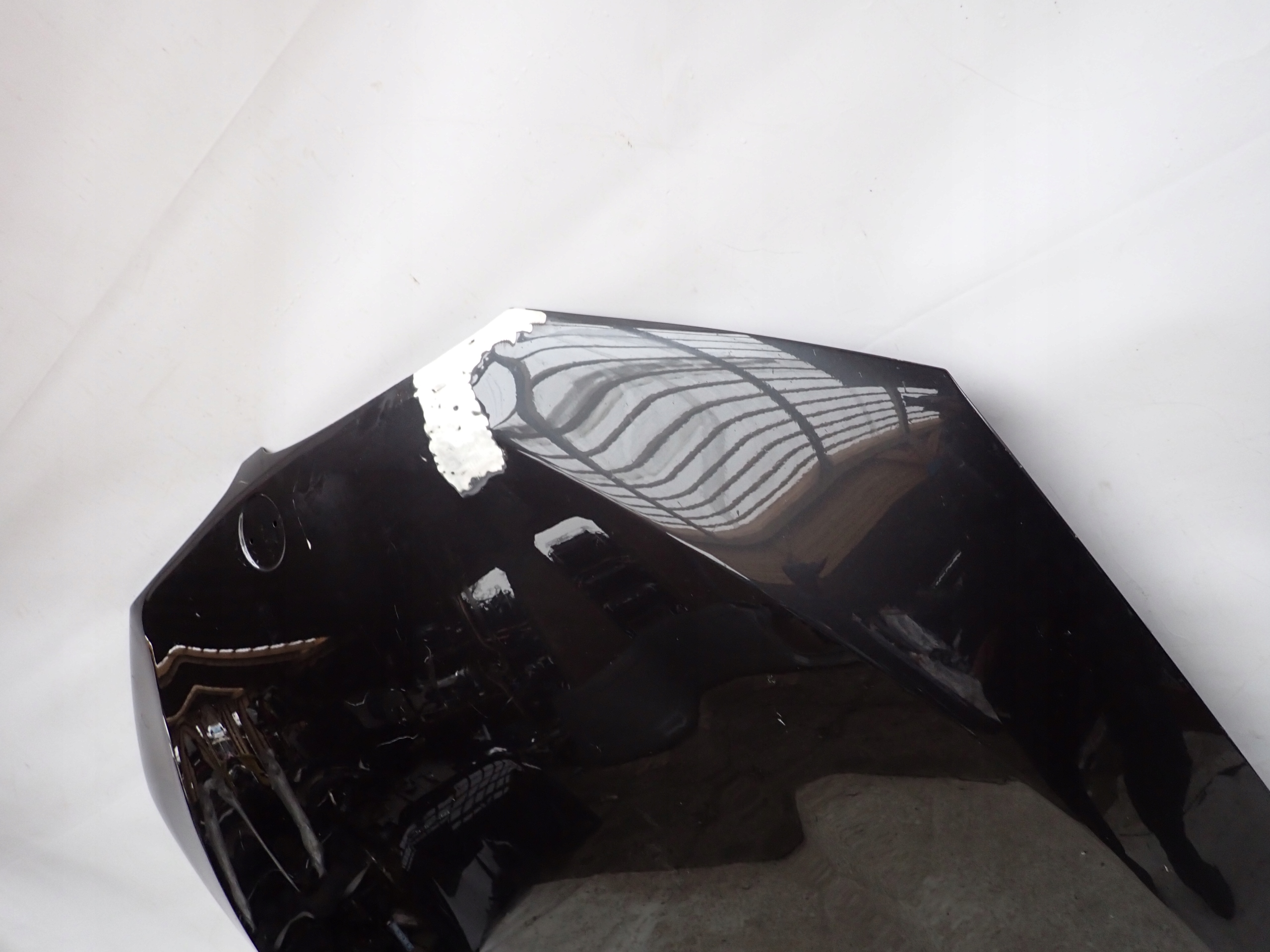 BMW 5 G30 G31 17-23 bonnet
