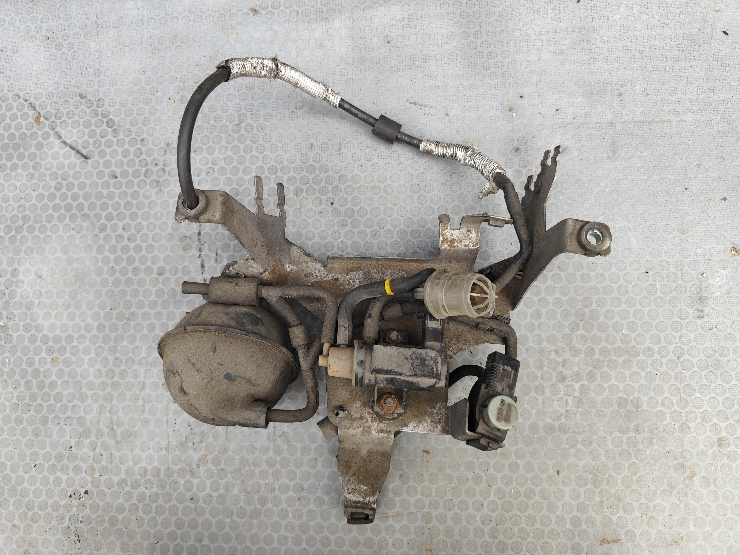 VW T5 Sensor GRUSZKA PODCISNIEN 2.5 BNZ