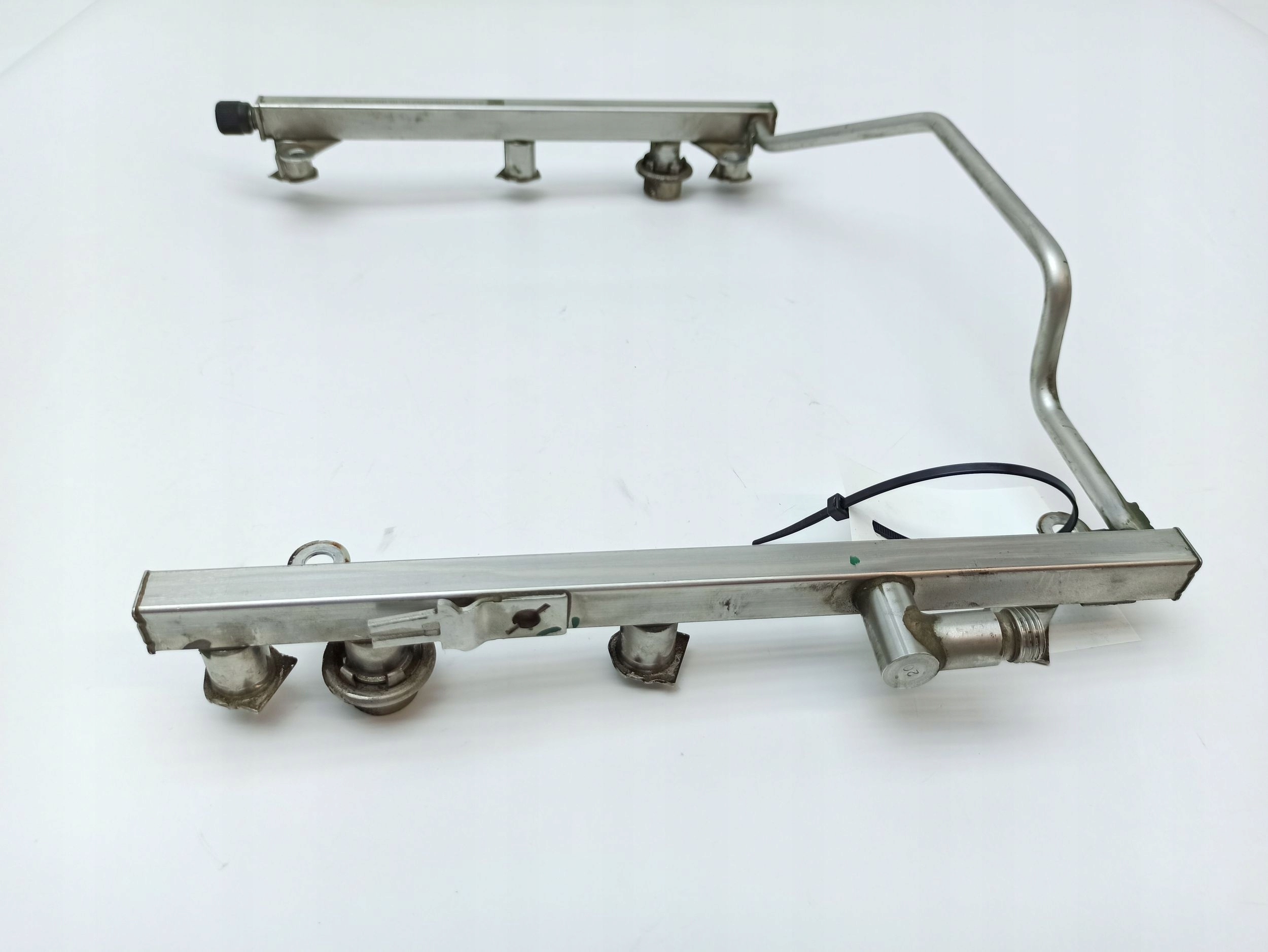 патрубок mercedes-benz r W251 A2720700995