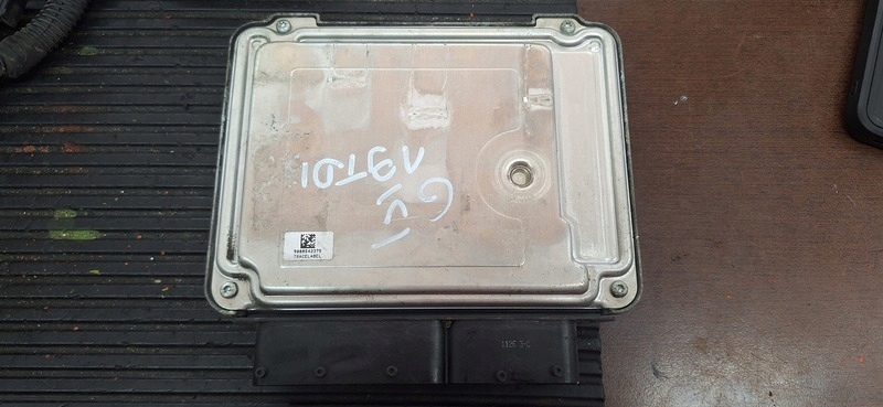 computer control unit VW GOLF V 03G906021KG