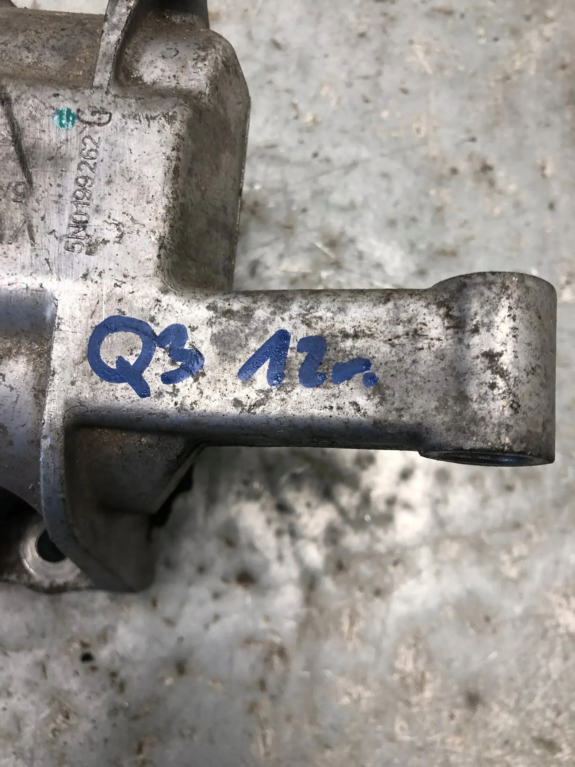 holder engine mount AUDI Q3 8U 5N0199262G