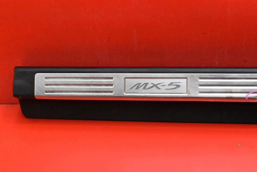 moulding threshold left front CHROM NE5168720 MAZDA MX-5 III NC 05-08