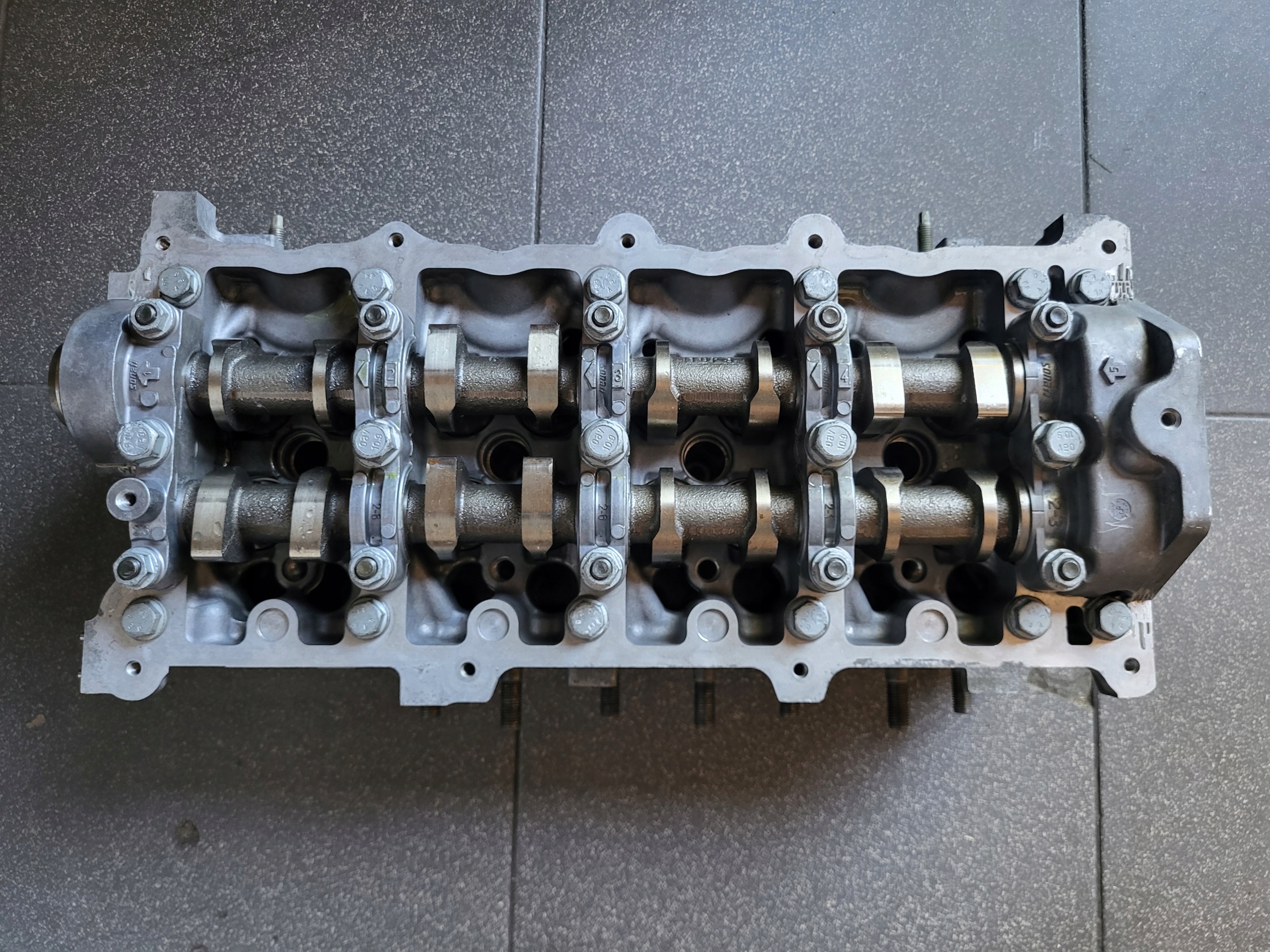 GLOWICA KOMPLETNA OPEL MOKKA 1.7 CDTI 55576872