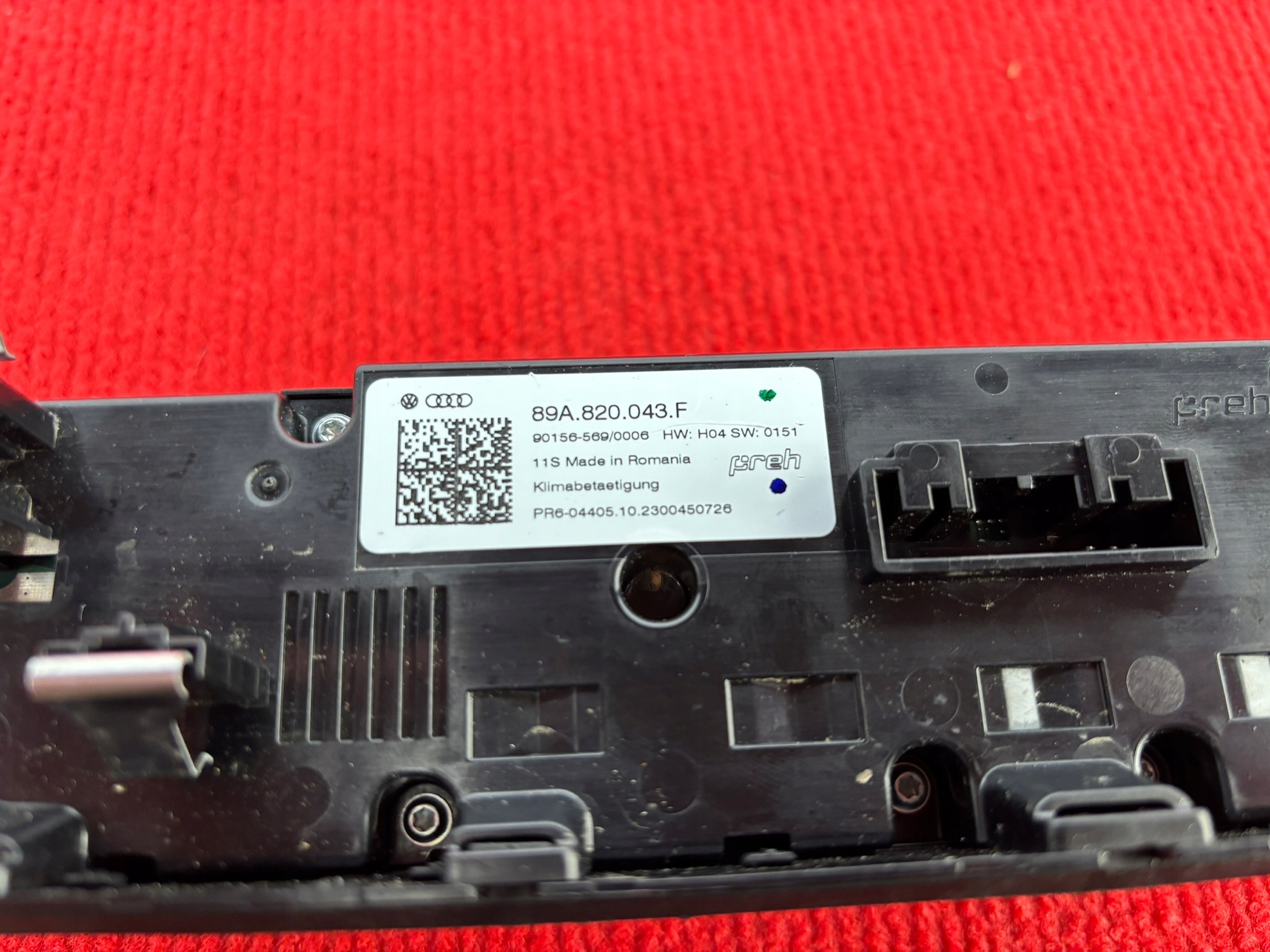 AUDI Q4 E-TRON 89A vezérlö panel a klímának 89A820043F K140/035