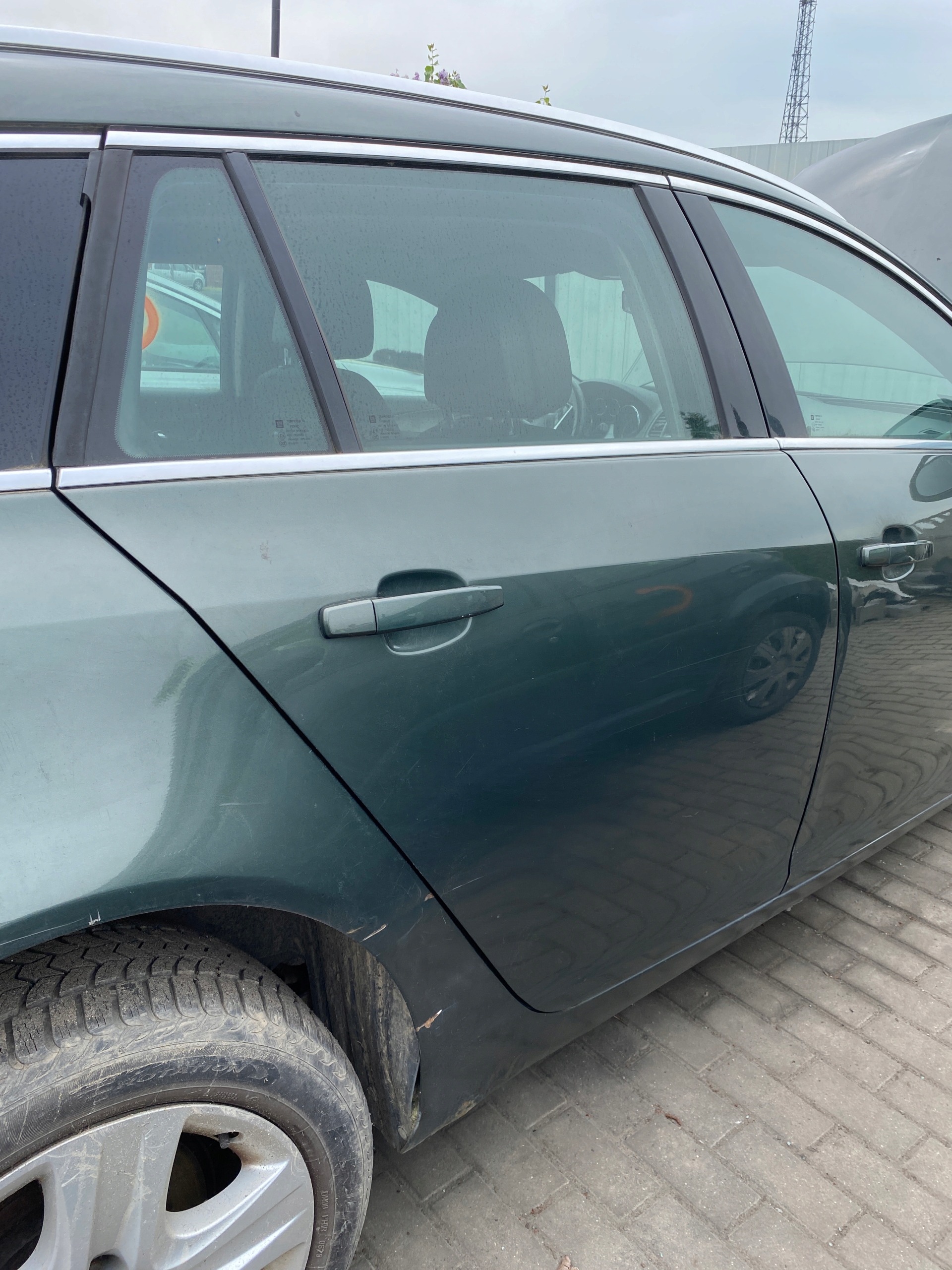 door right rear. rear part Opel Insignia A 08-15 code lakieru Z30K