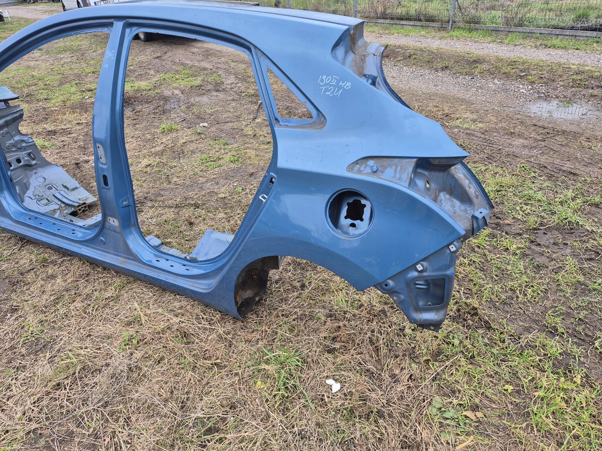 HYUNDAI I30 II quarter quarter left front 2012