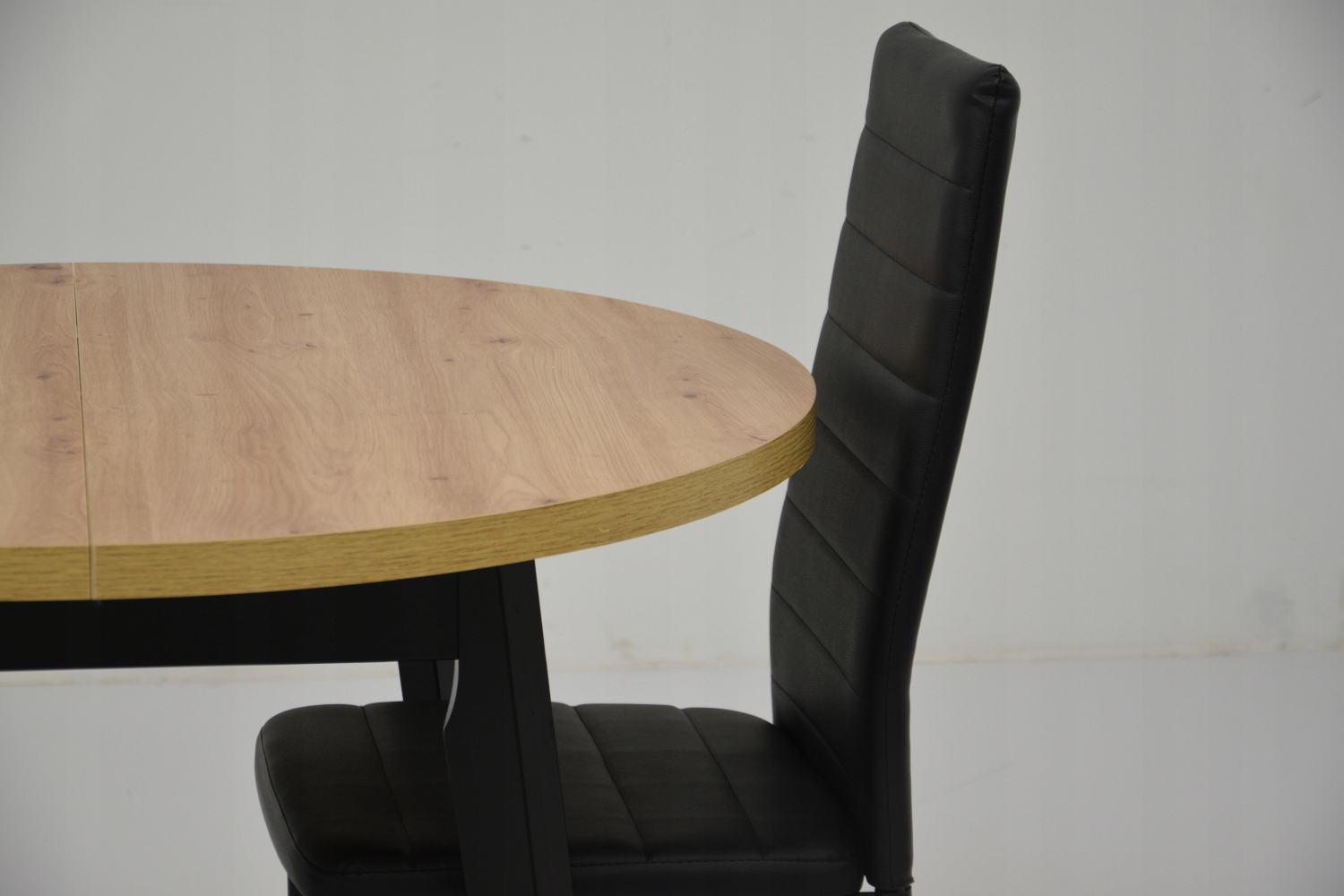 Zestaw 4 krzesła i stół rozkładany 100/130 ARTISAN Marka inna