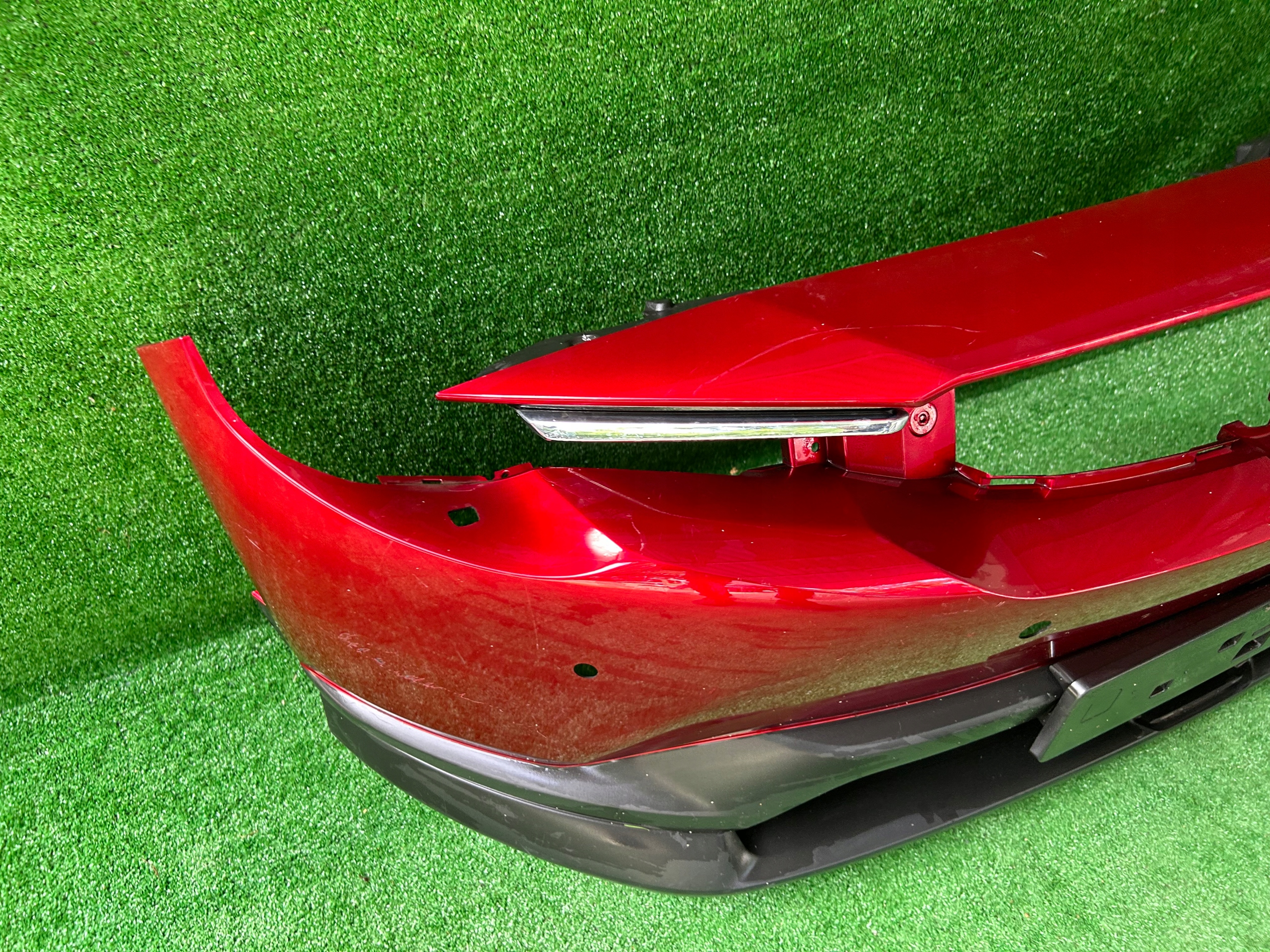Mazda MX-30 bumper front cap nosek 2020