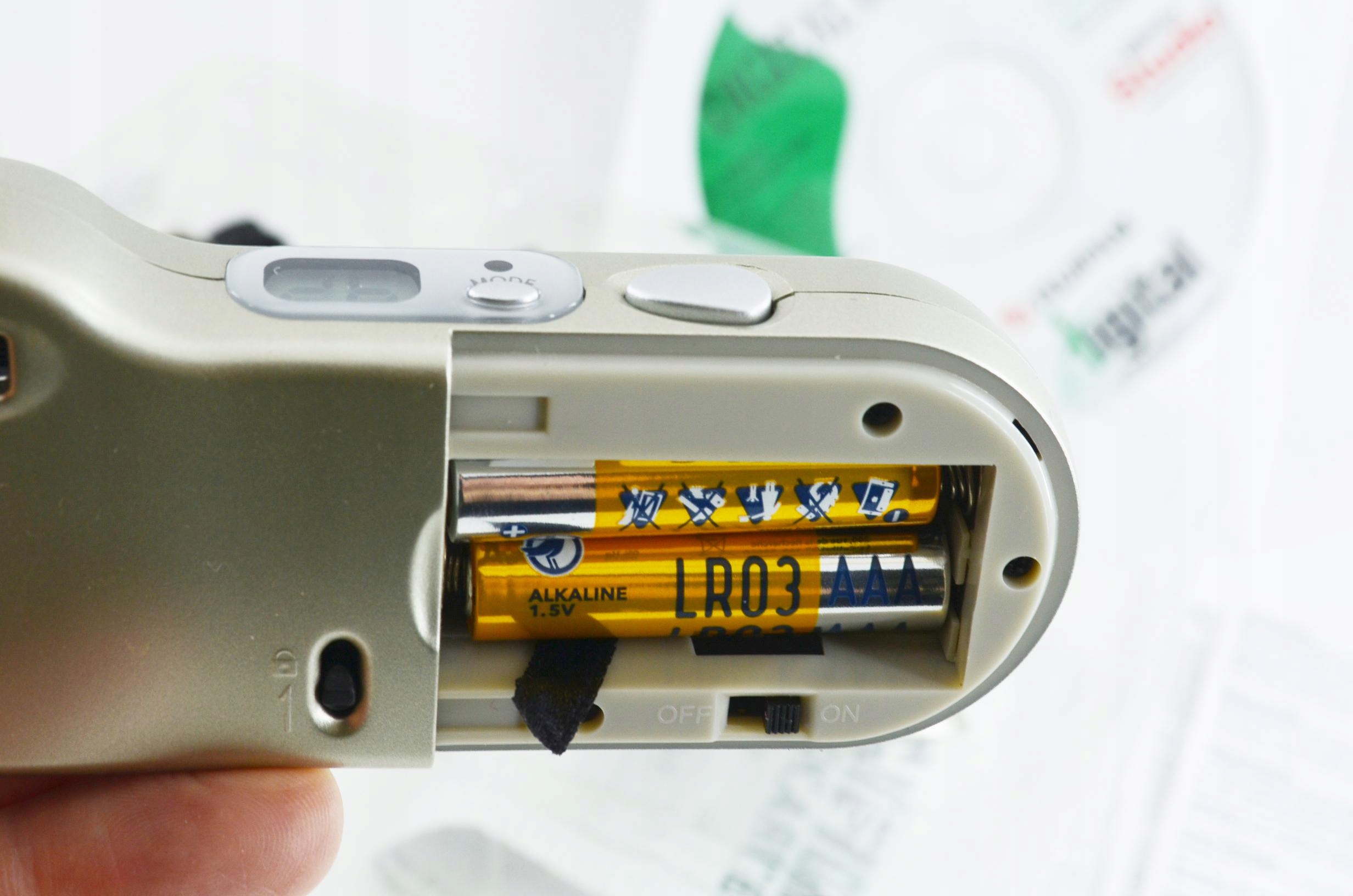 СТАРЫЙ РЕТРО ВИНТАЖНЫЙ АПАРАТ CYFROWY FUJIFILM iX-1 Разрешение 0.3 Mpx