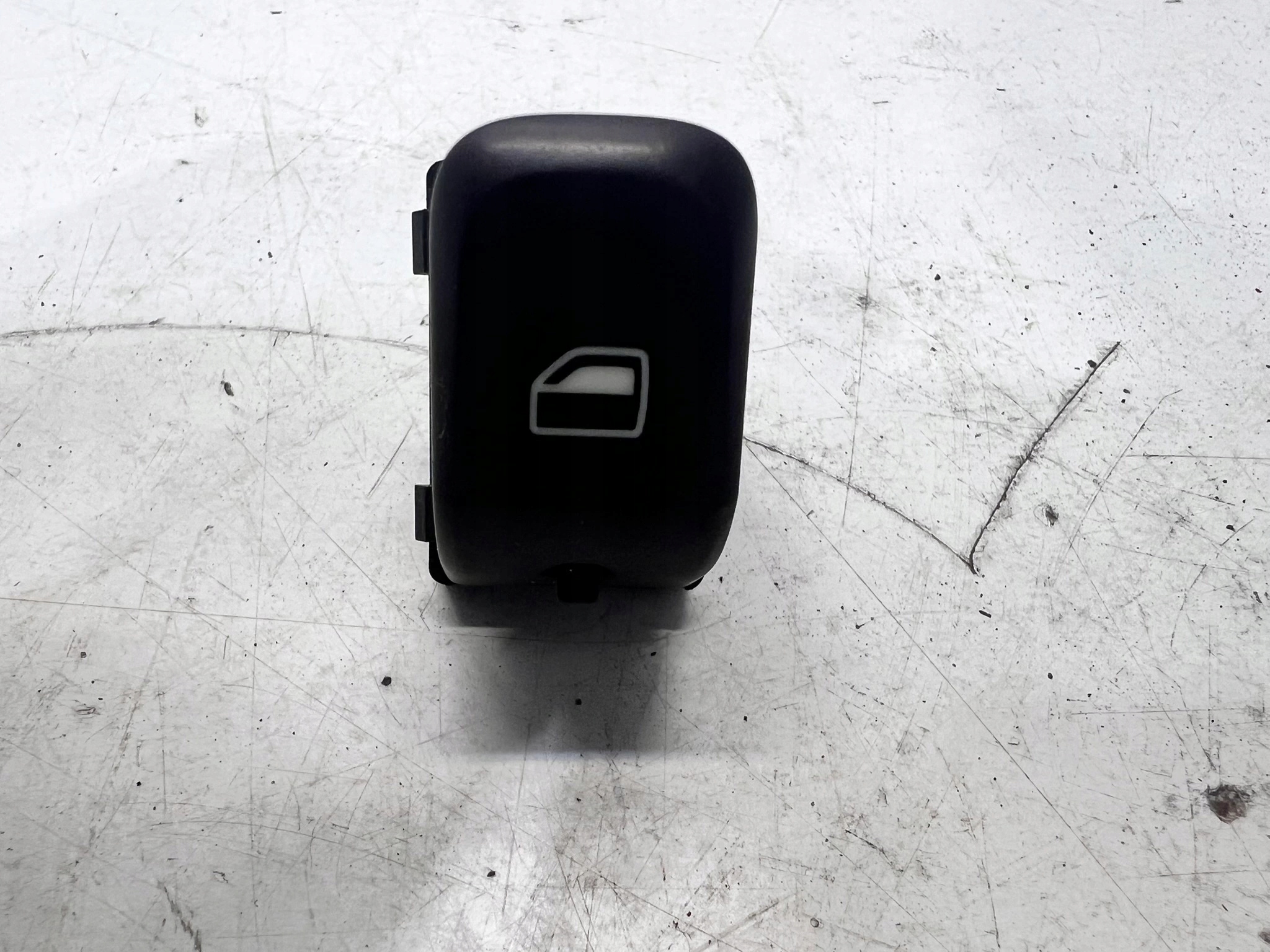 switch switch of the window AUDI A1 8X 8X0959851A KOMPLET 1/25