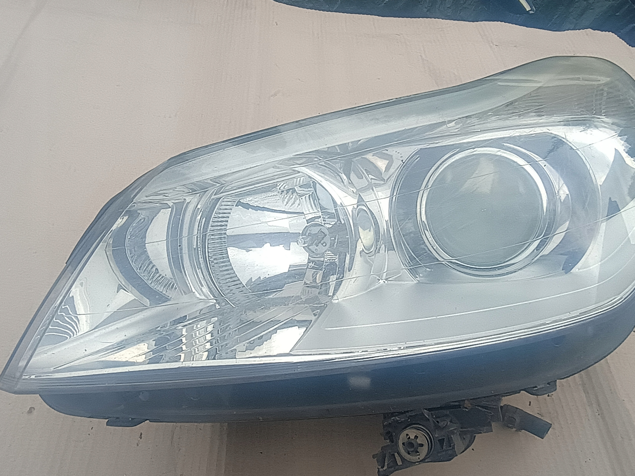 light front left XENON CITROEN C5 II