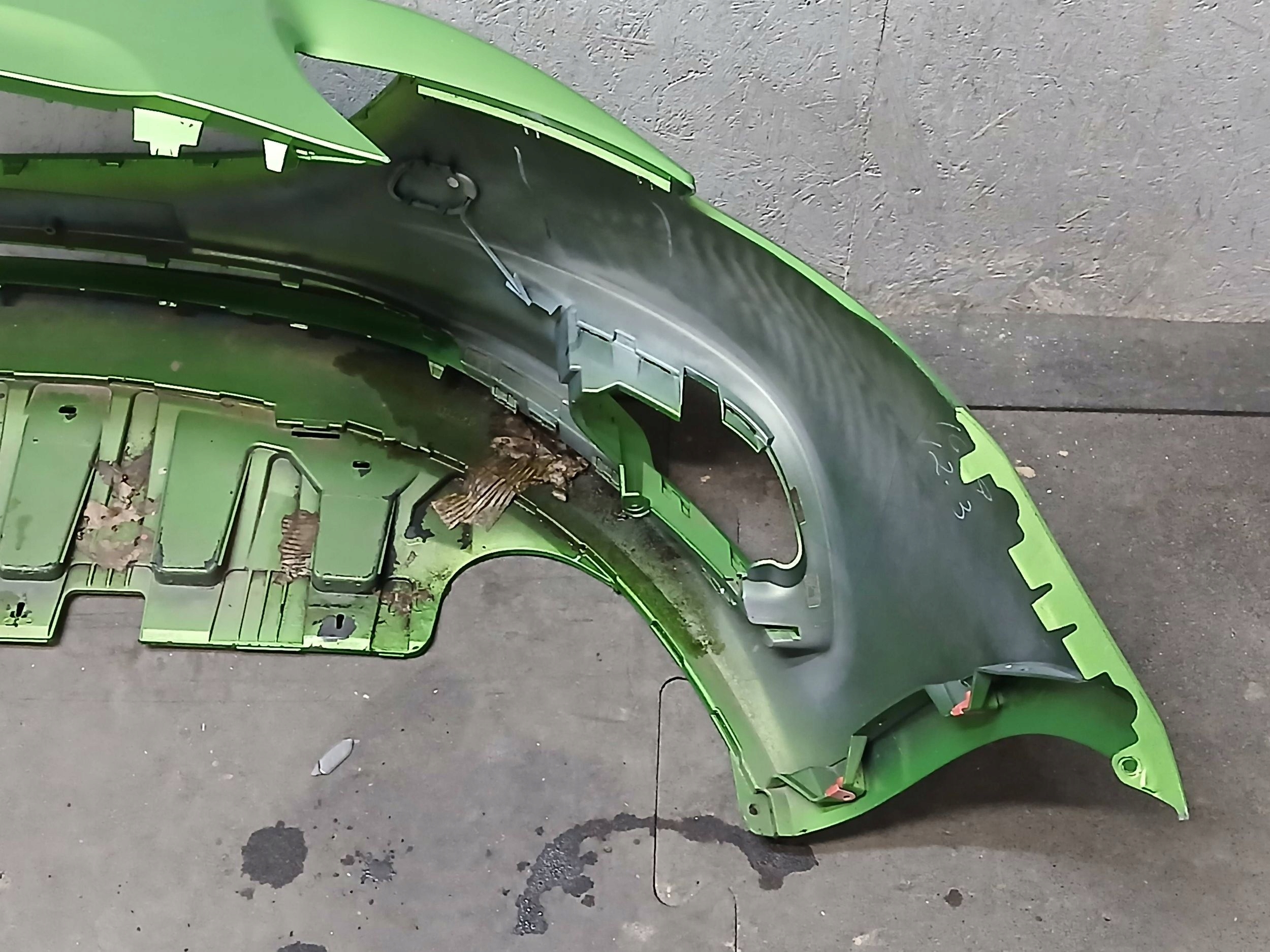 nárazník předek OPEL CORSA E