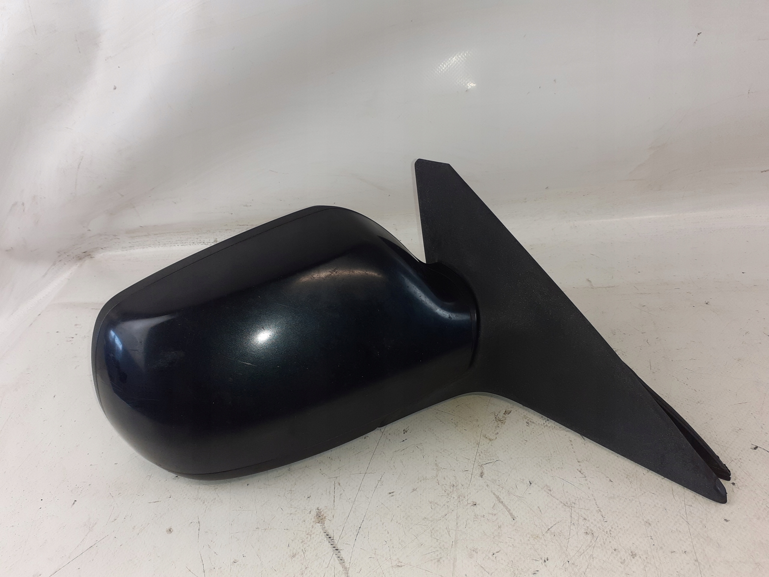 Mazda 6 and FL mirror right electrics 5pin